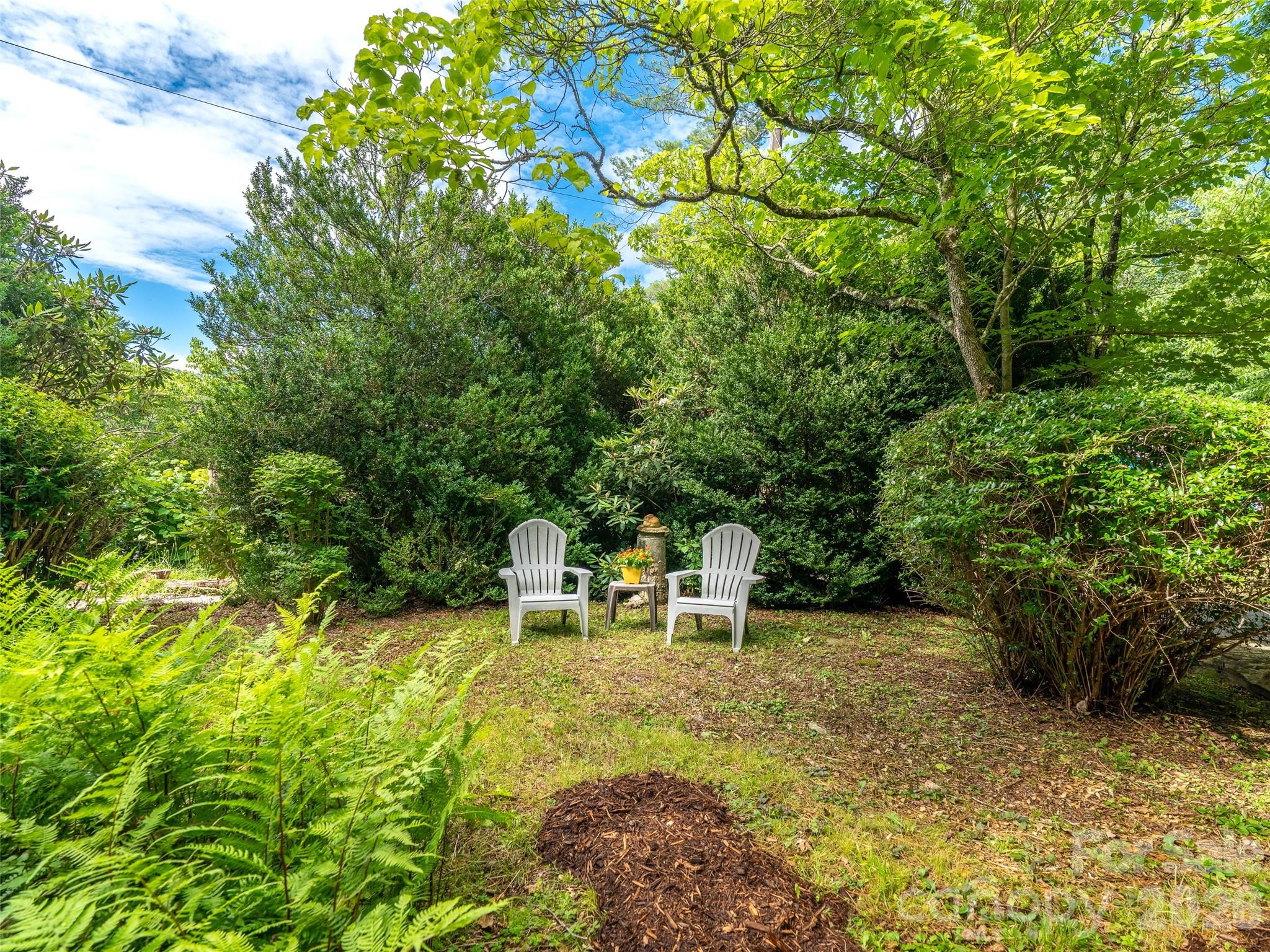 206 Chestnut Hill Road — Gerton