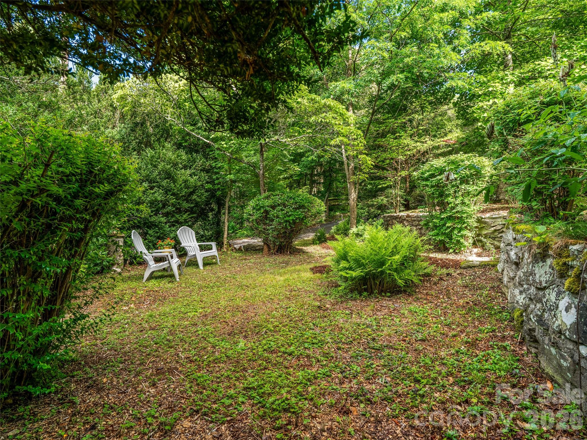 206 Chestnut Hill Road — Gerton