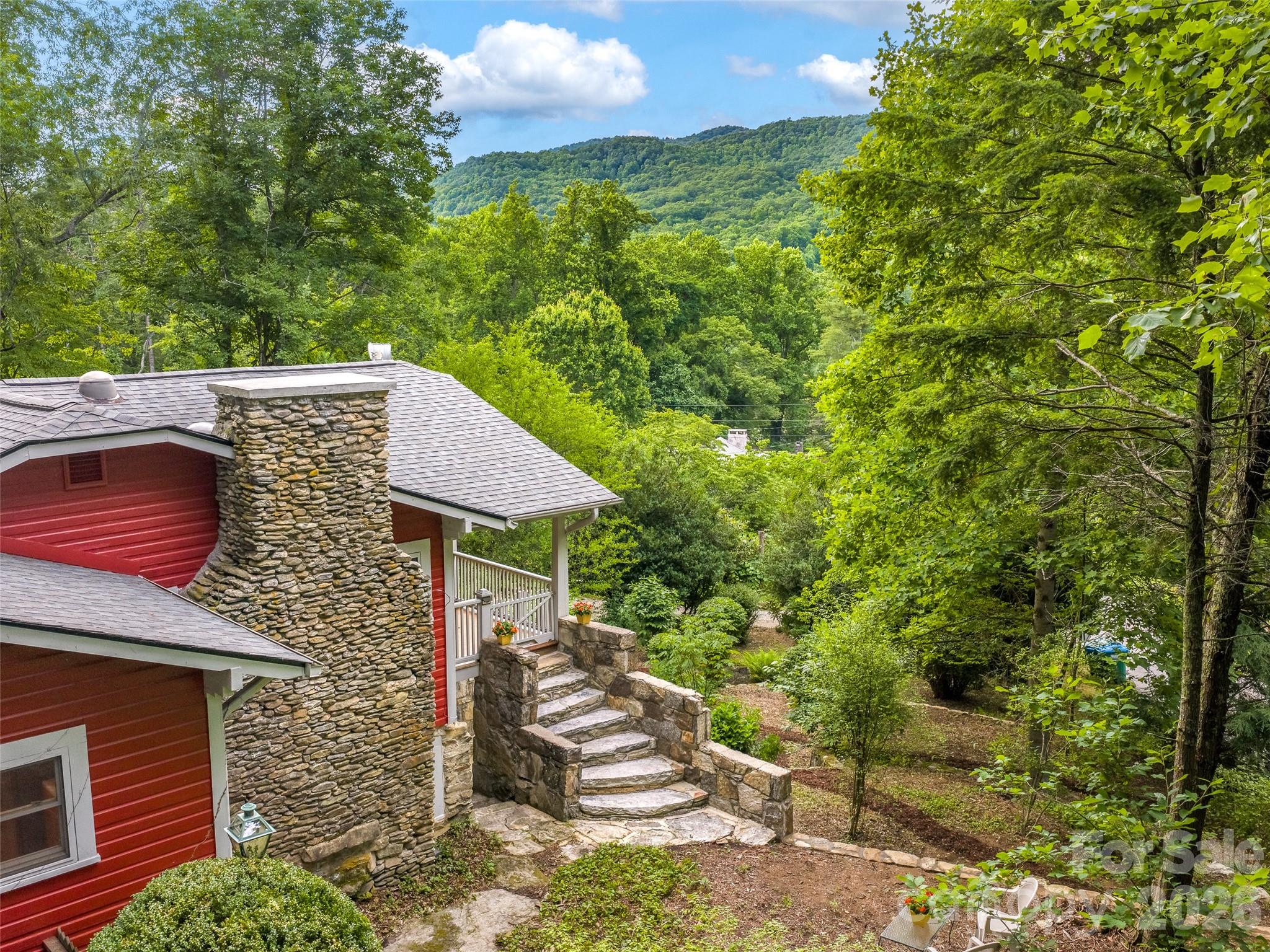 206 Chestnut Hill Road — Gerton