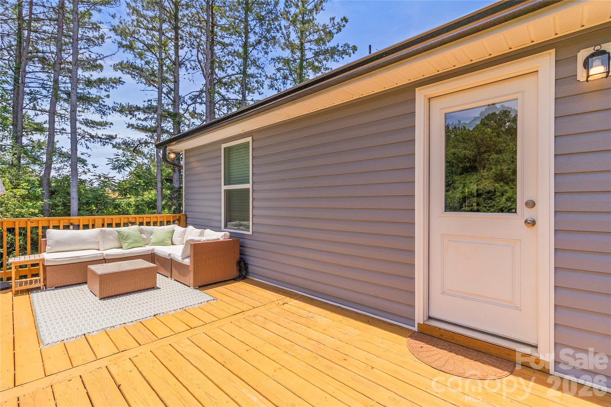 2412 Mintew Circle — Lincolnton