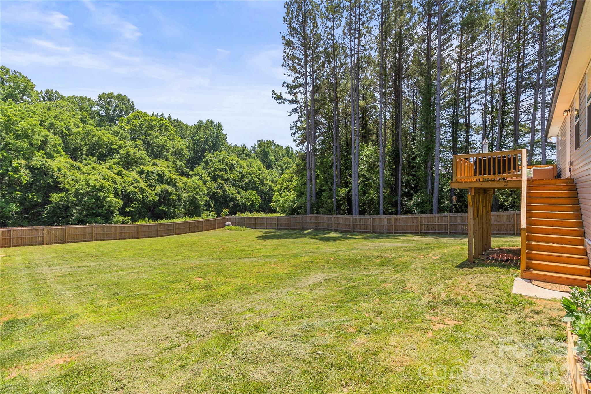 2412 Mintew Circle — Lincolnton