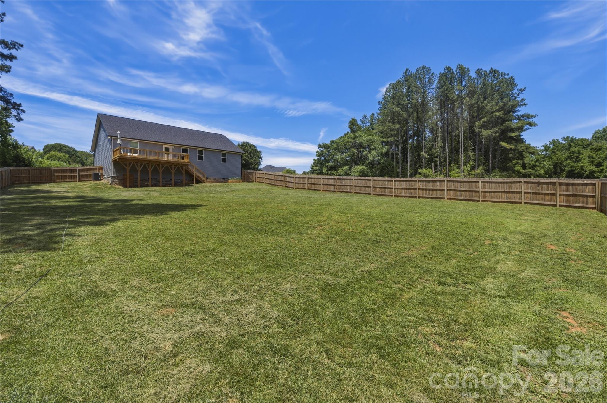 2412 Mintew Circle — Lincolnton
