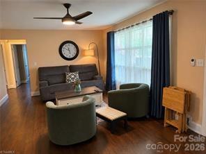 4685 Rock Creek Road — Hayes