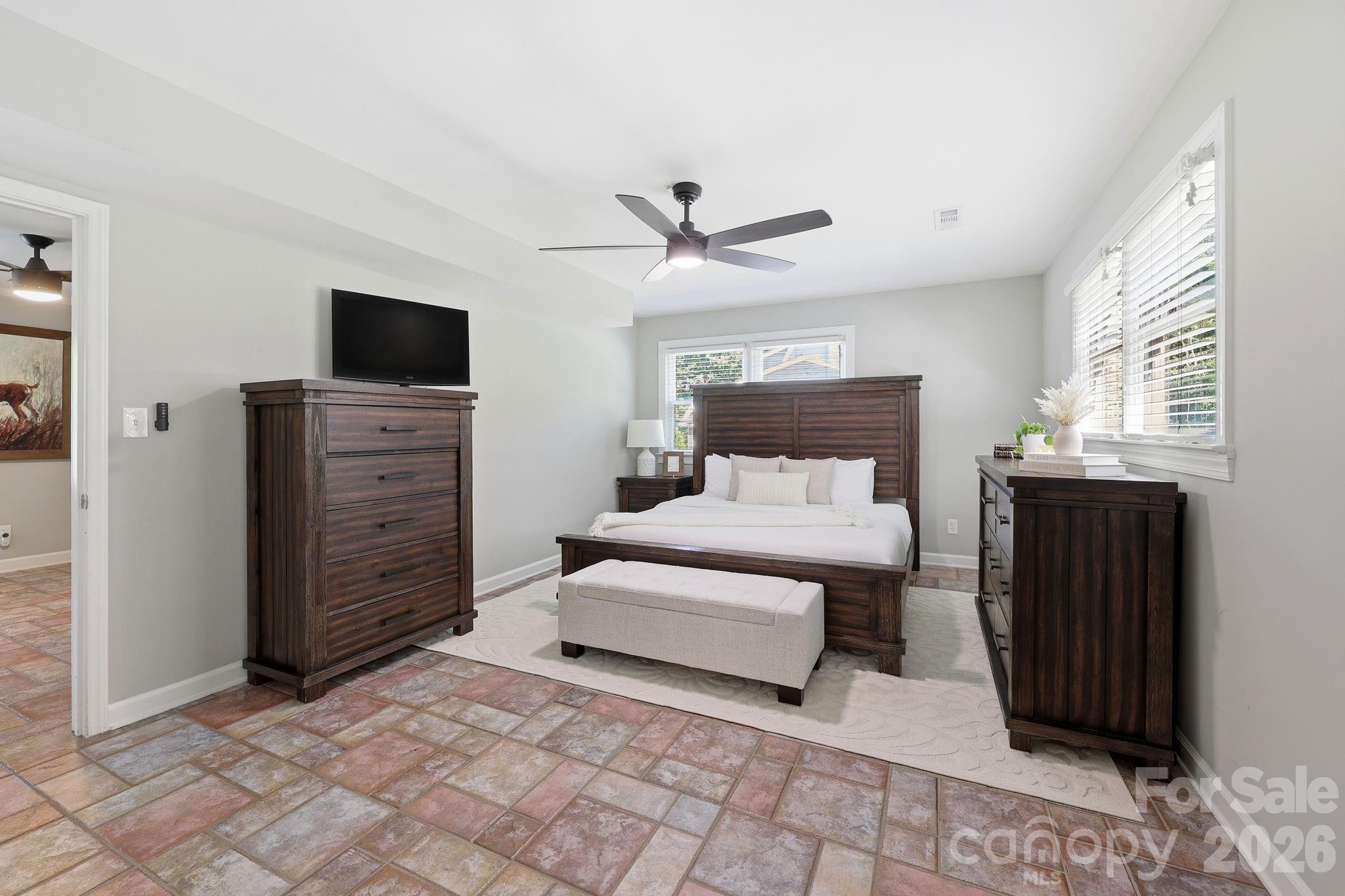 6621 Fair Lawn Road — Charlotte