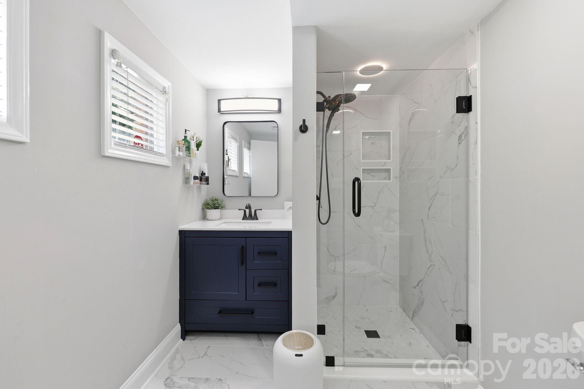 6621 Fair Lawn Road — Charlotte
