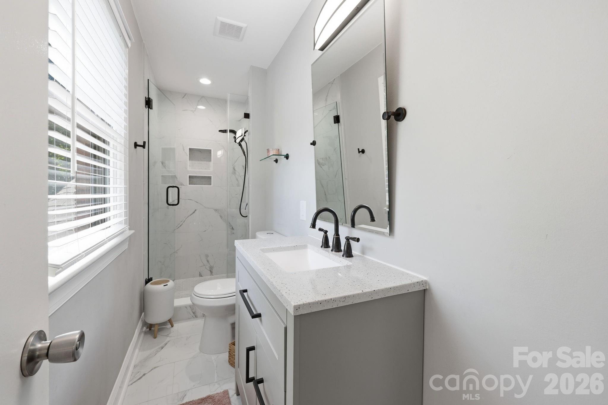 6621 Fair Lawn Road — Charlotte