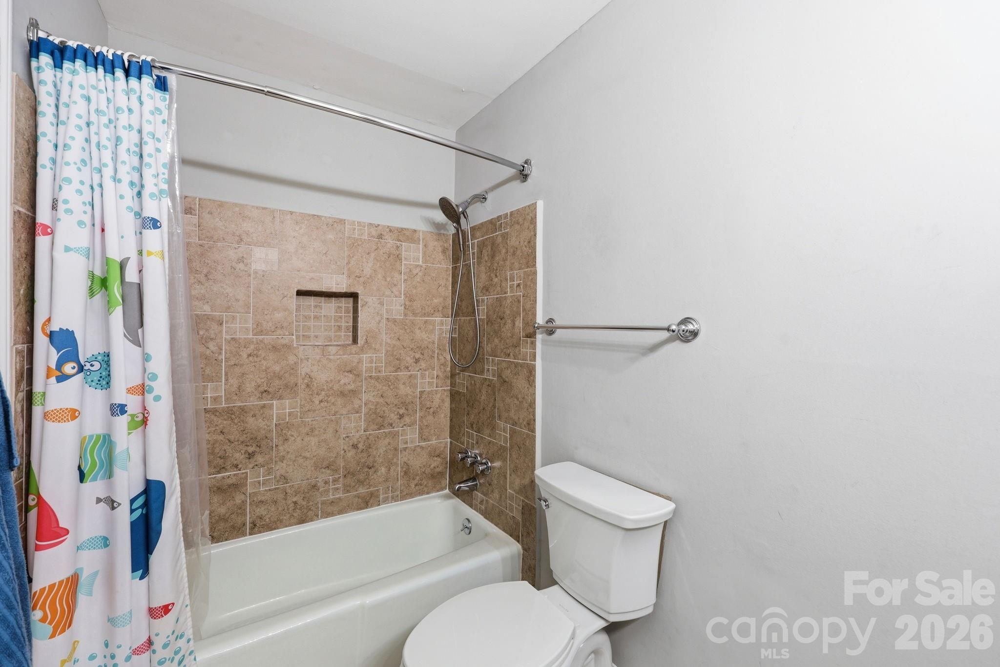 6621 Fair Lawn Road — Charlotte