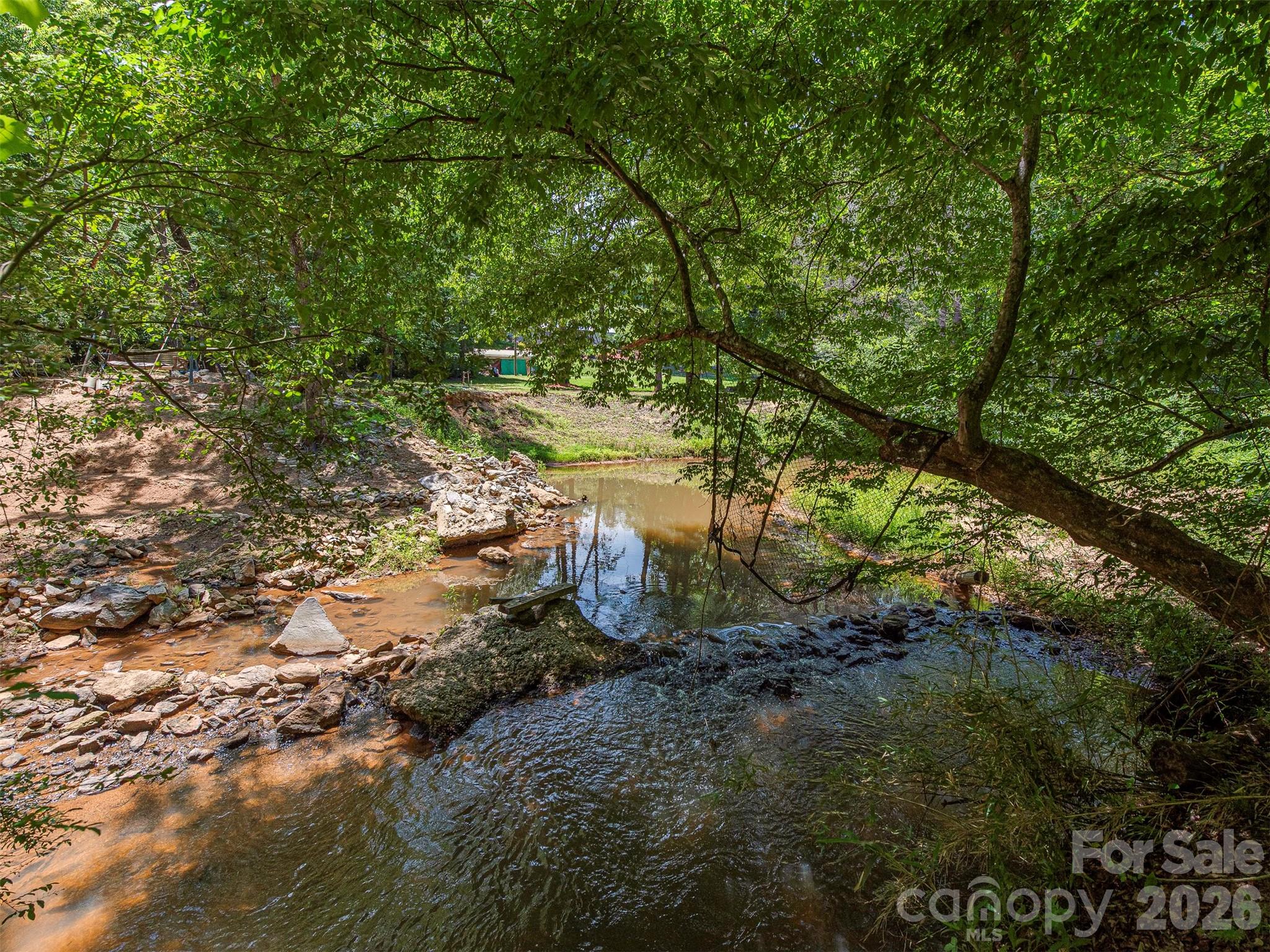 3901 Hickory Highway — Statesville