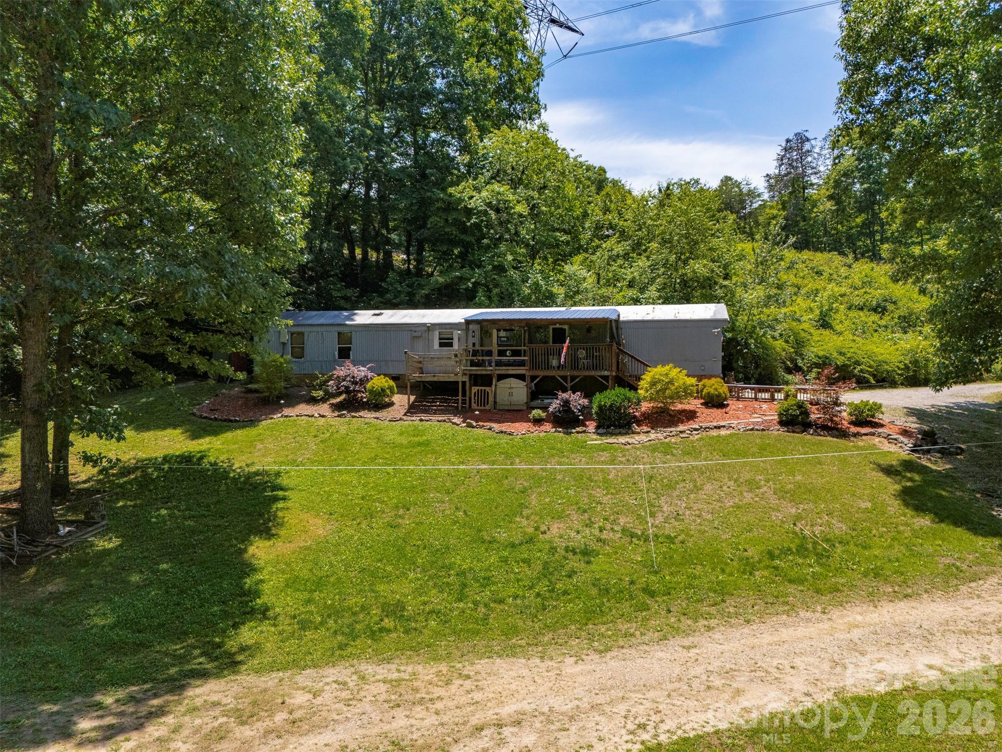 3901 Hickory Highway — Statesville
