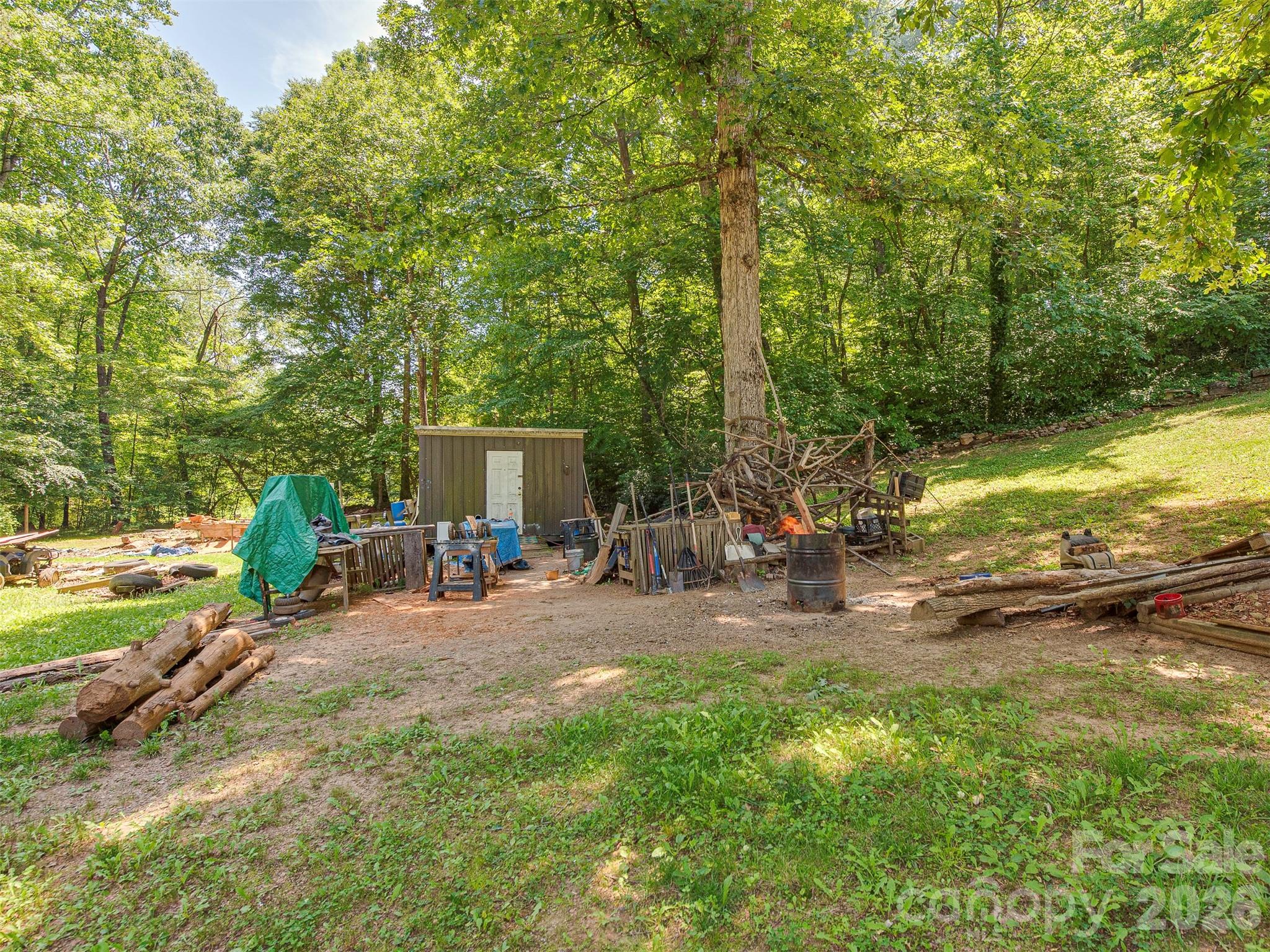 3901 Hickory Highway — Statesville