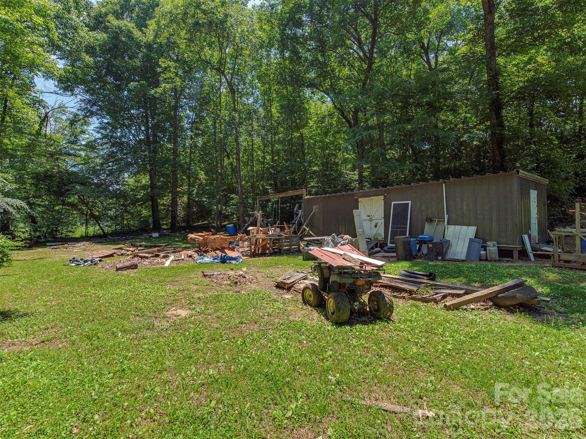 3901 Hickory Highway — Statesville