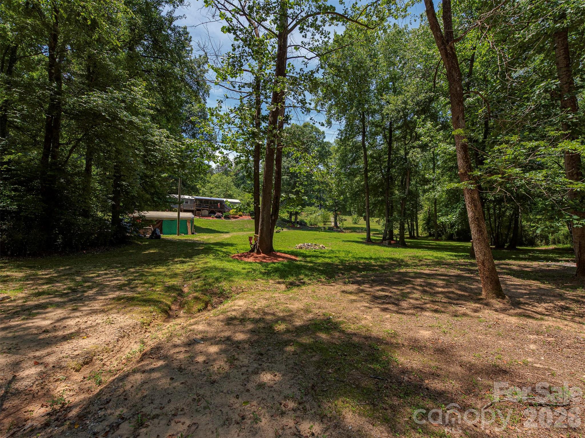 3901 Hickory Highway — Statesville