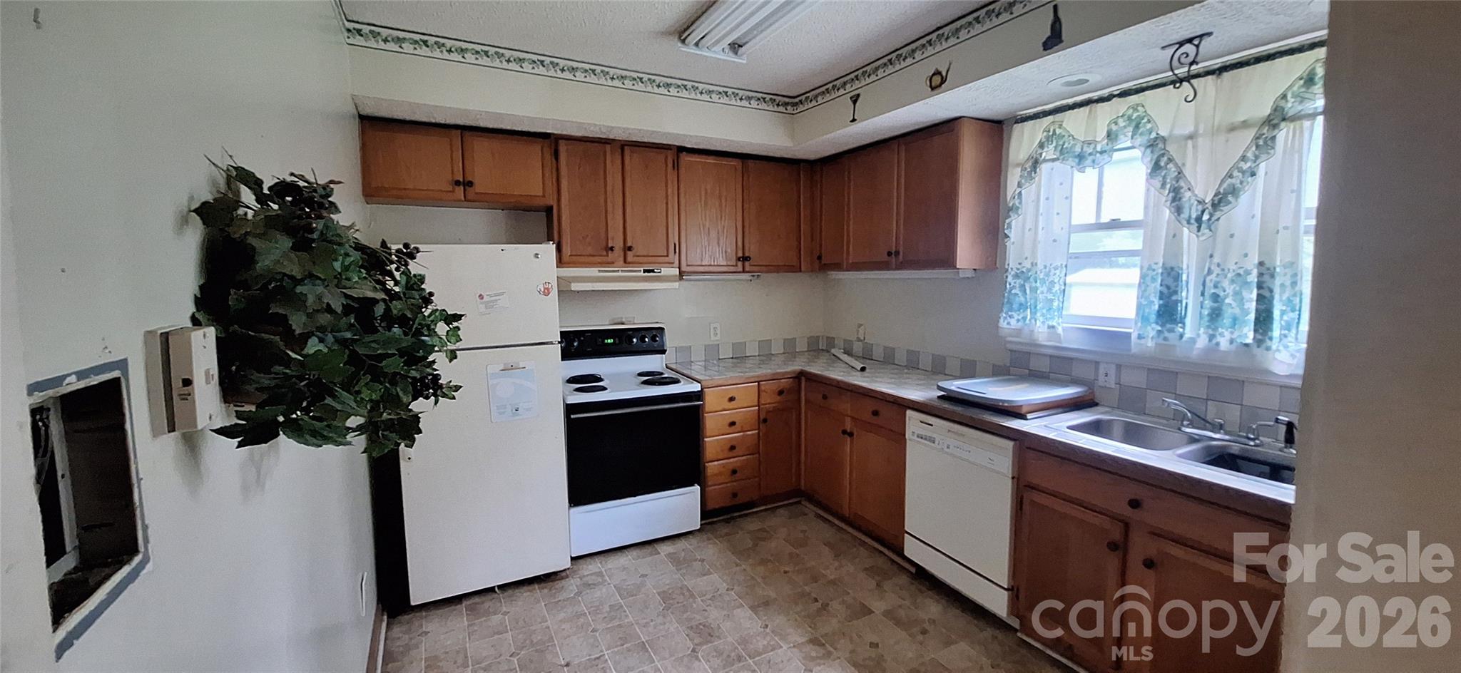 731 E Third Avenue — Gastonia