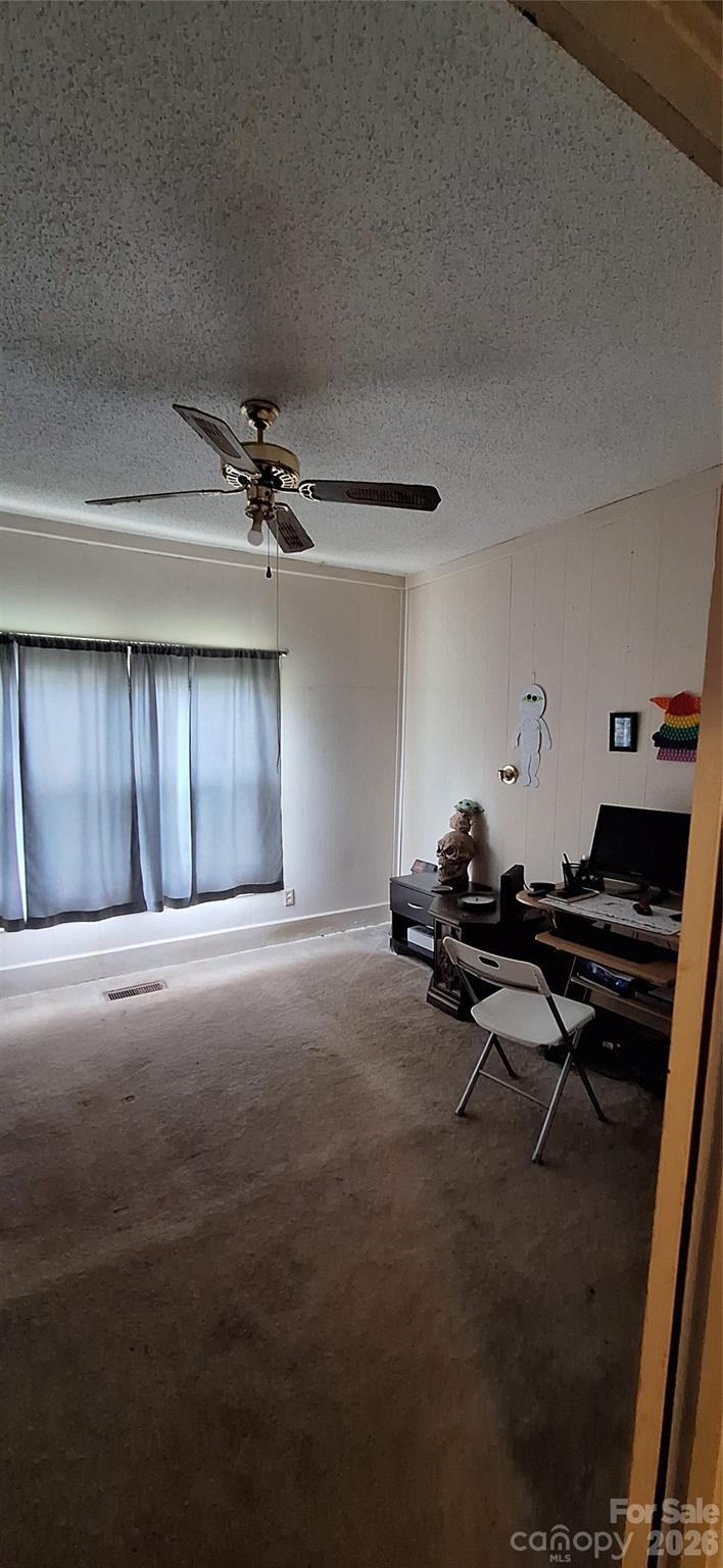 731 E Third Avenue — Gastonia
