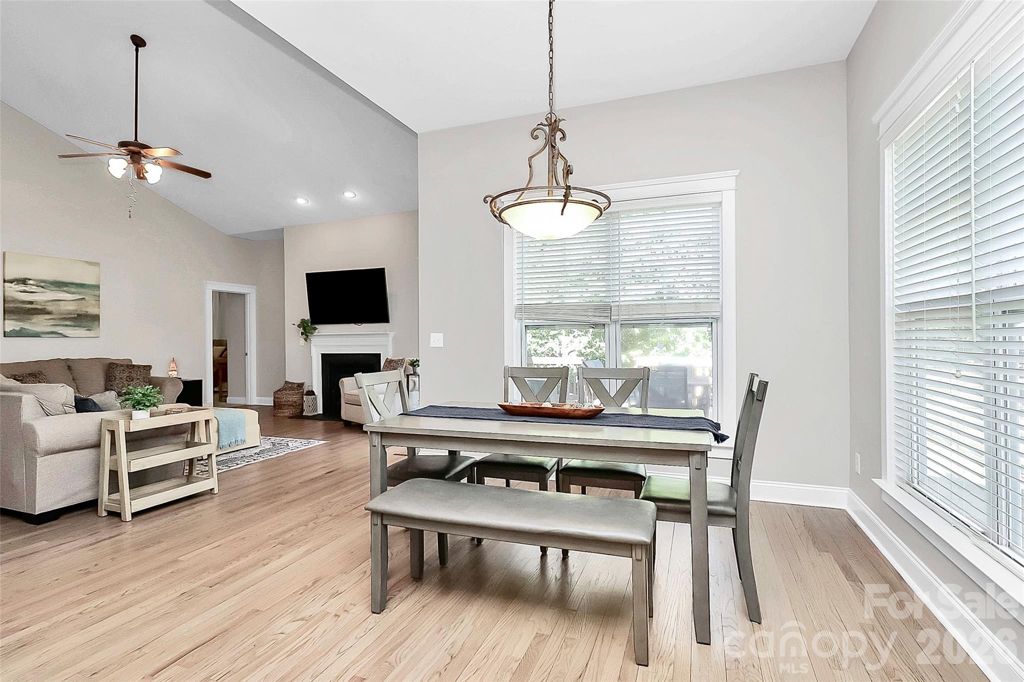 366 Shoreline Parkway — Tega Cay