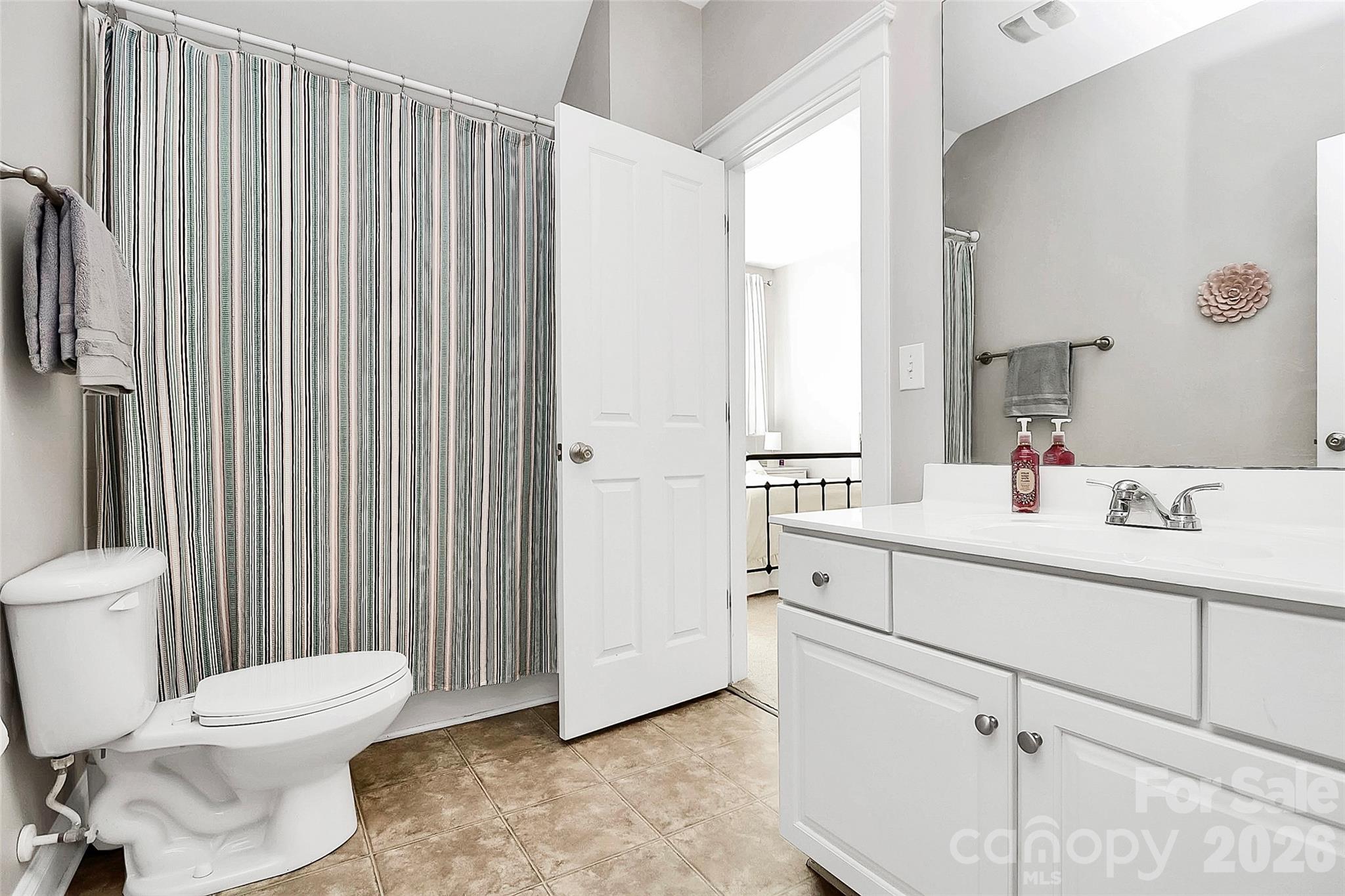366 Shoreline Parkway — Tega Cay