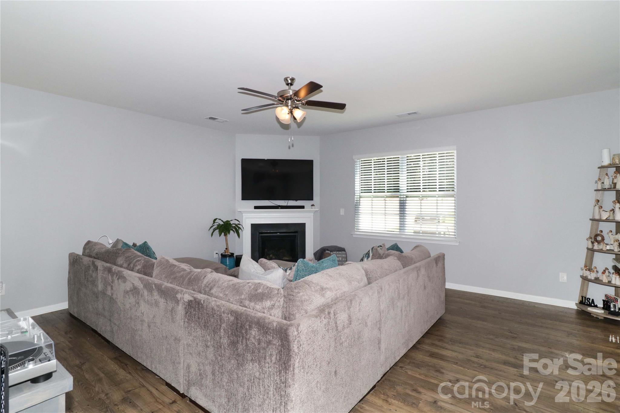 124 Kingsway Drive — Mooresville