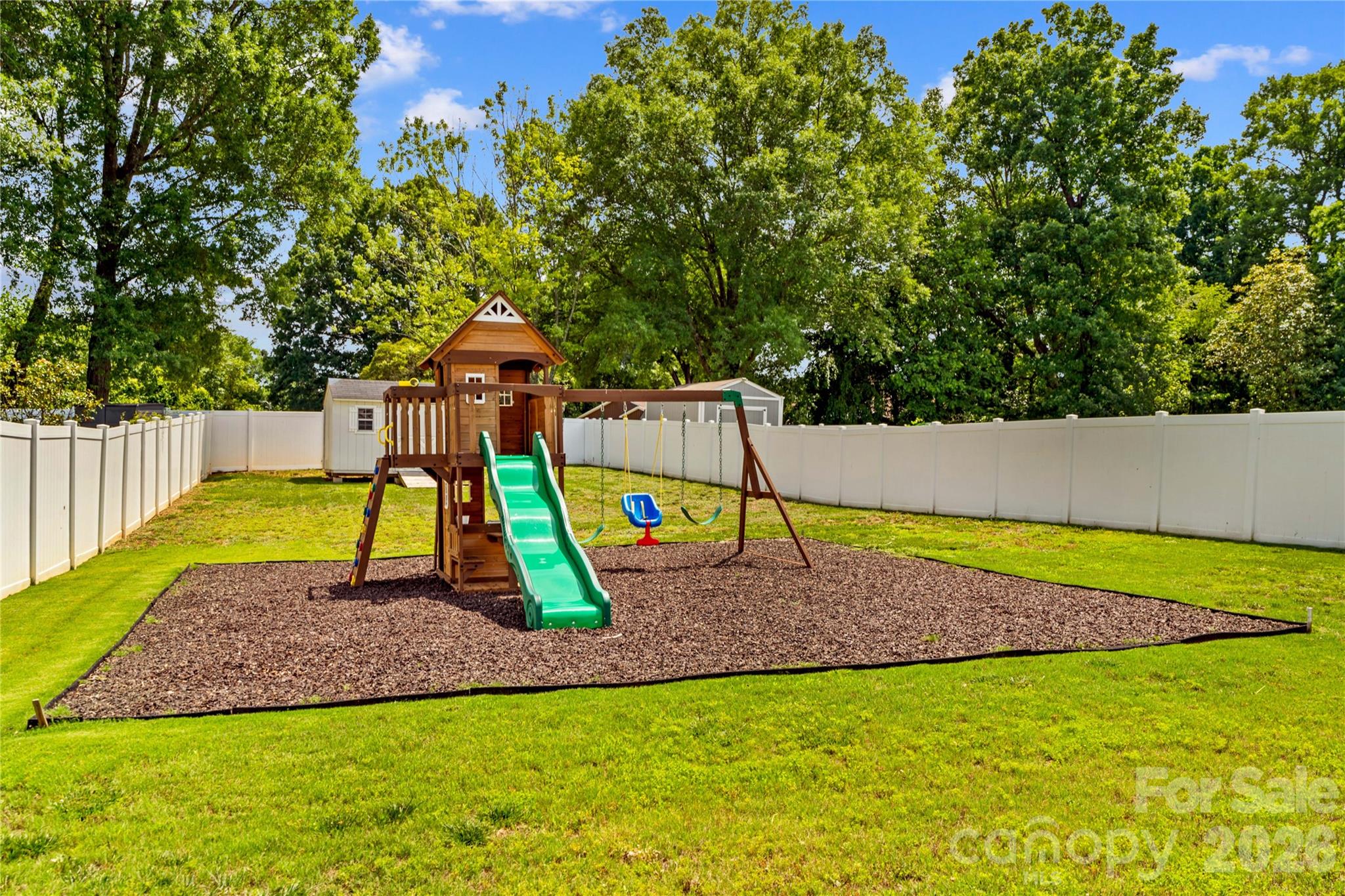 124 Kingsway Drive — Mooresville