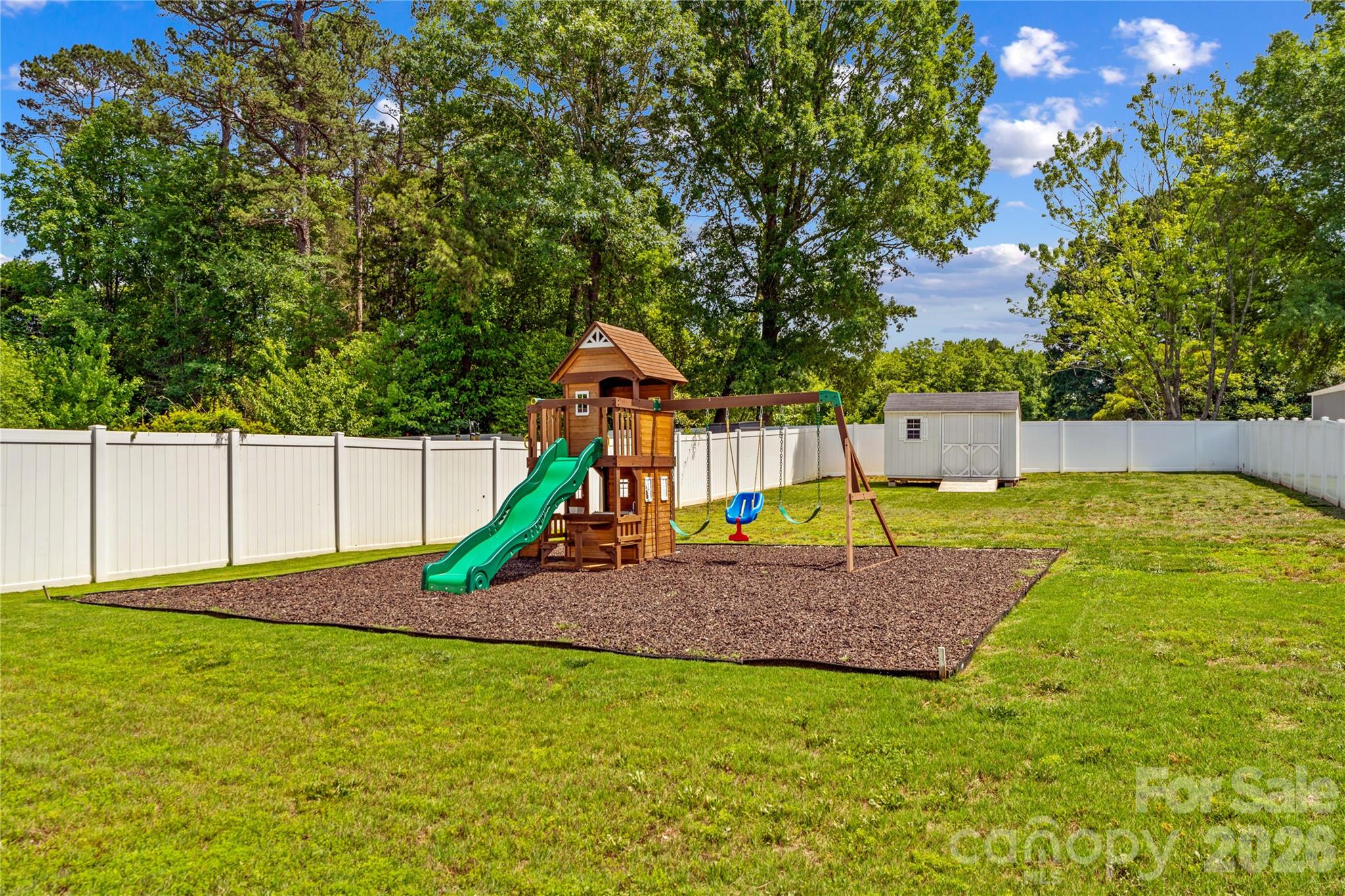 124 Kingsway Drive — Mooresville