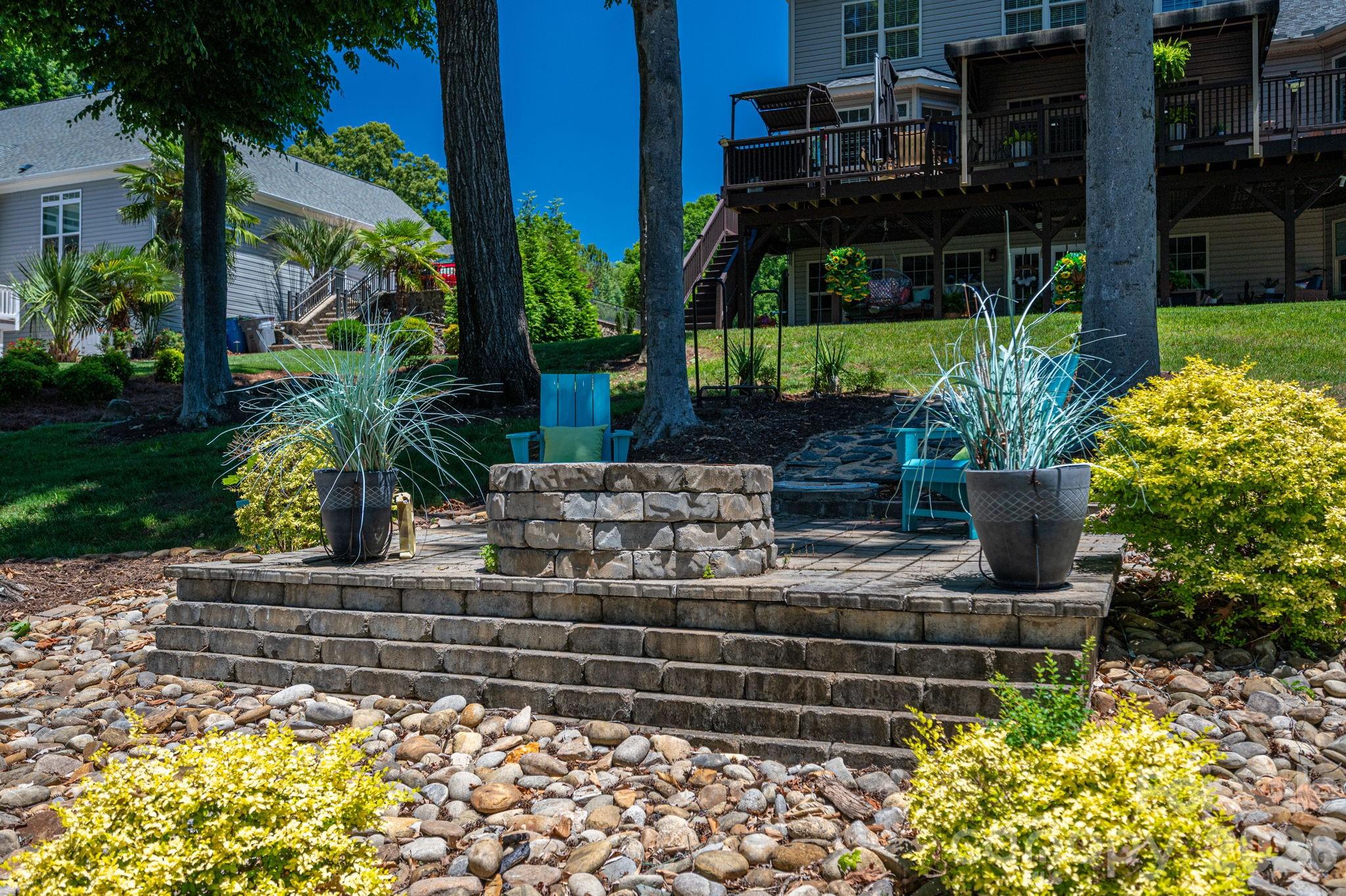 1017 Peninsula Drive — Belmont
