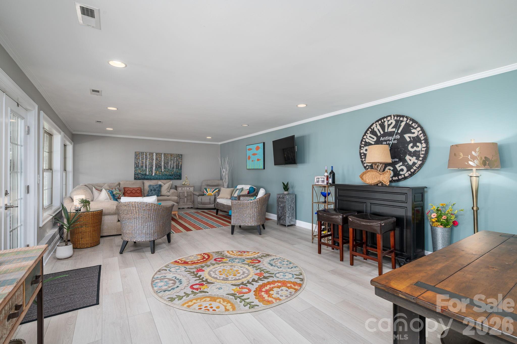 1017 Peninsula Drive — Belmont