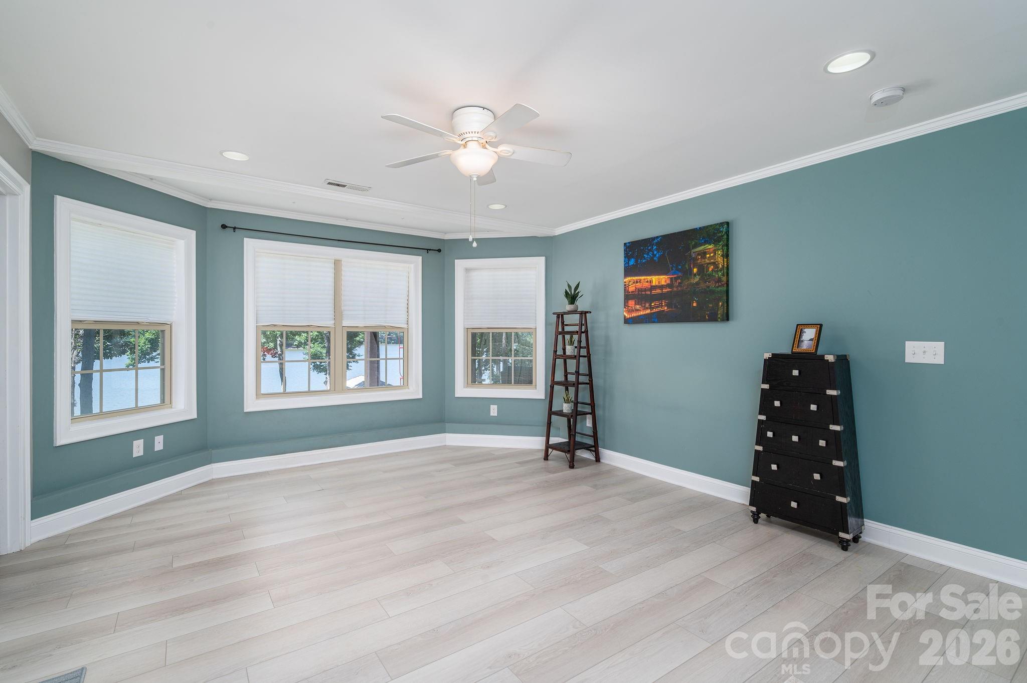 1017 Peninsula Drive — Belmont