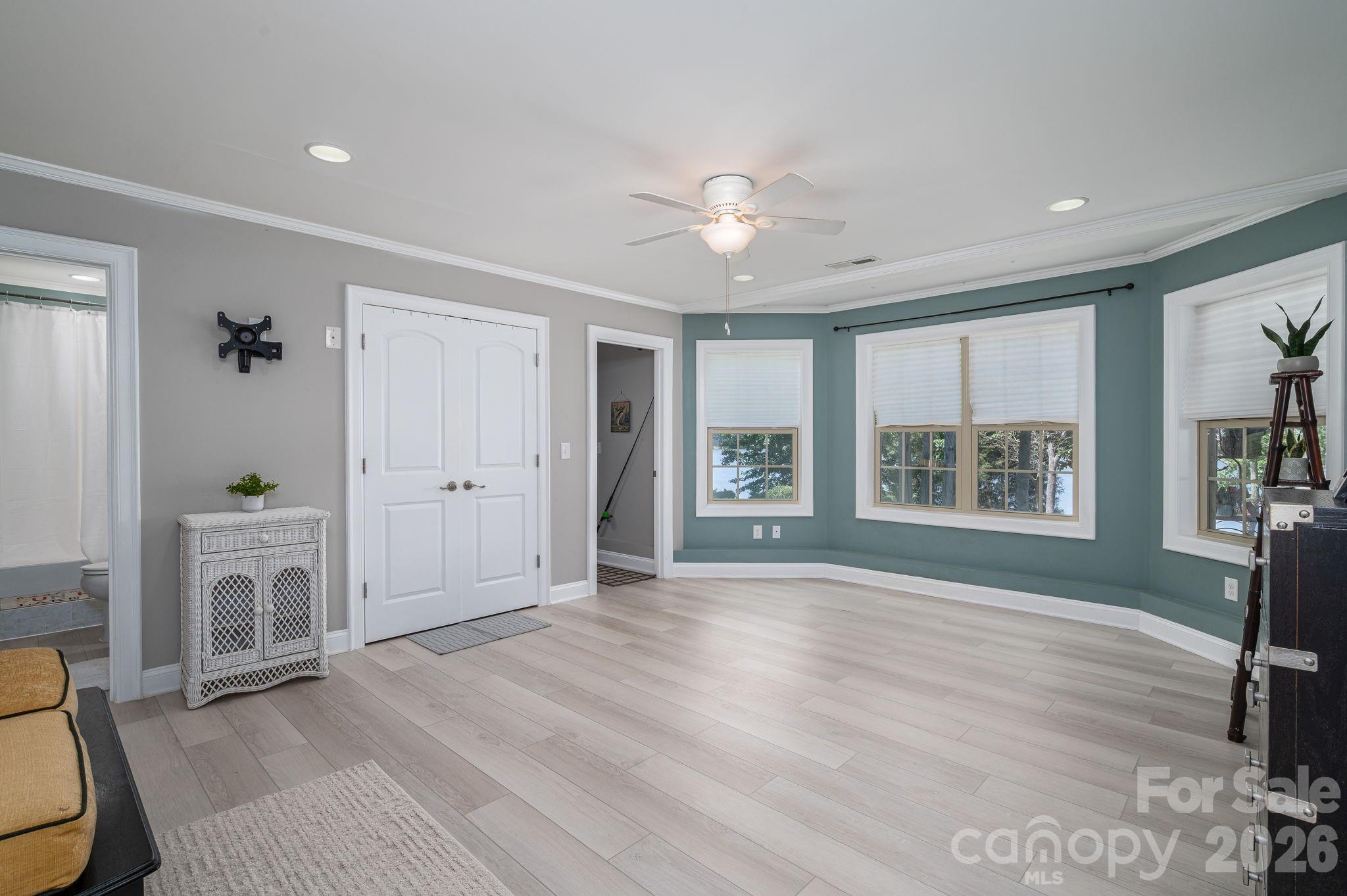 1017 Peninsula Drive — Belmont