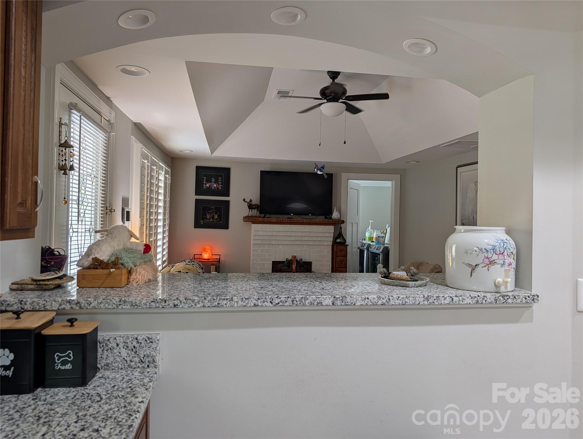 261 Broad Drive SW — Concord
