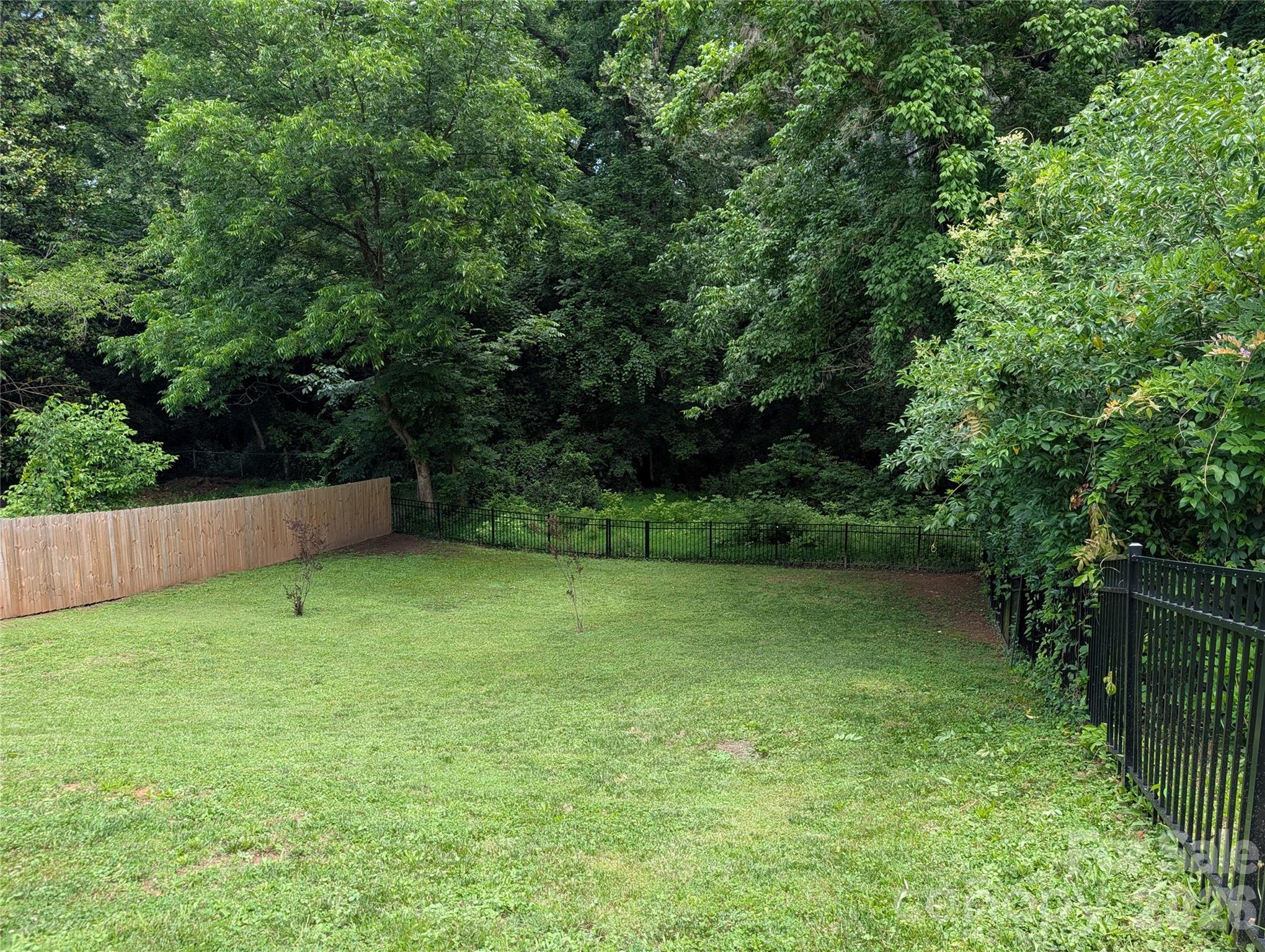 261 Broad Drive SW — Concord