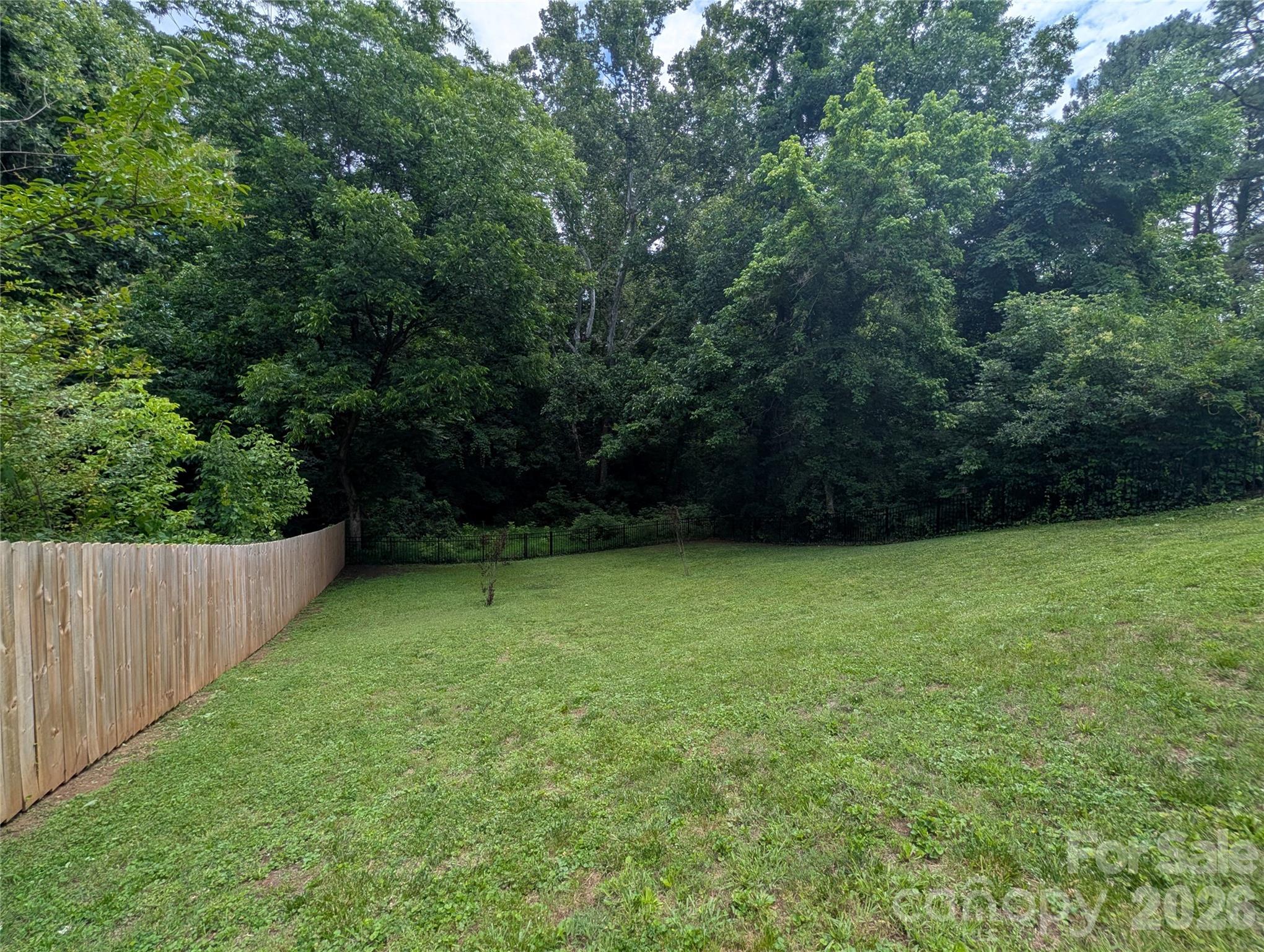 261 Broad Drive SW — Concord