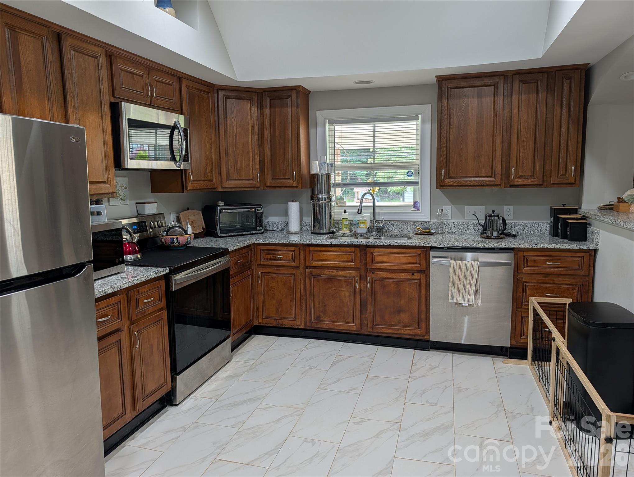 261 Broad Drive SW — Concord