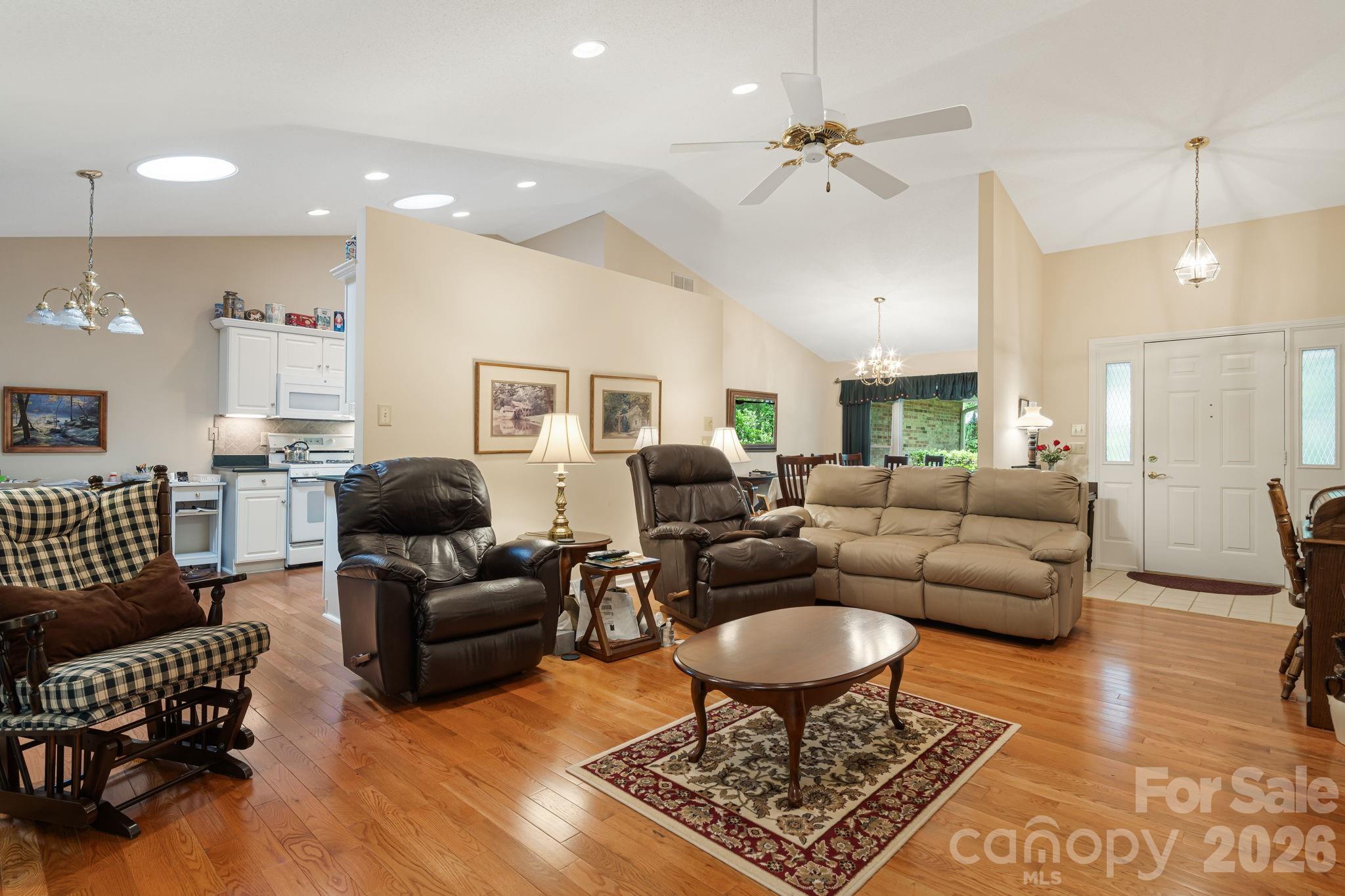 1851 Riverview Court — Hendersonville