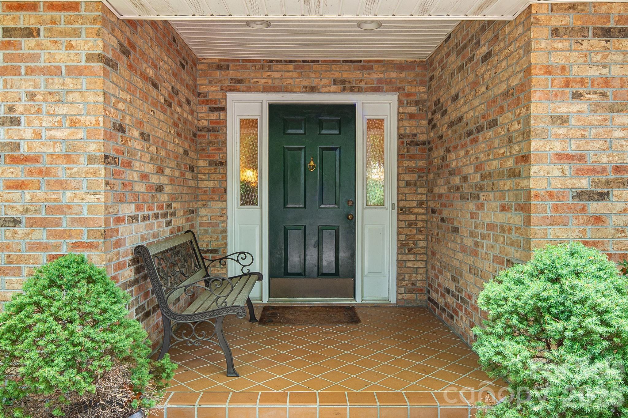 1851 Riverview Court — Hendersonville