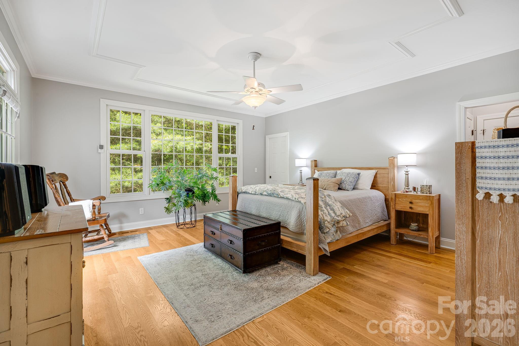 335 Daylily Drive — Hendersonville