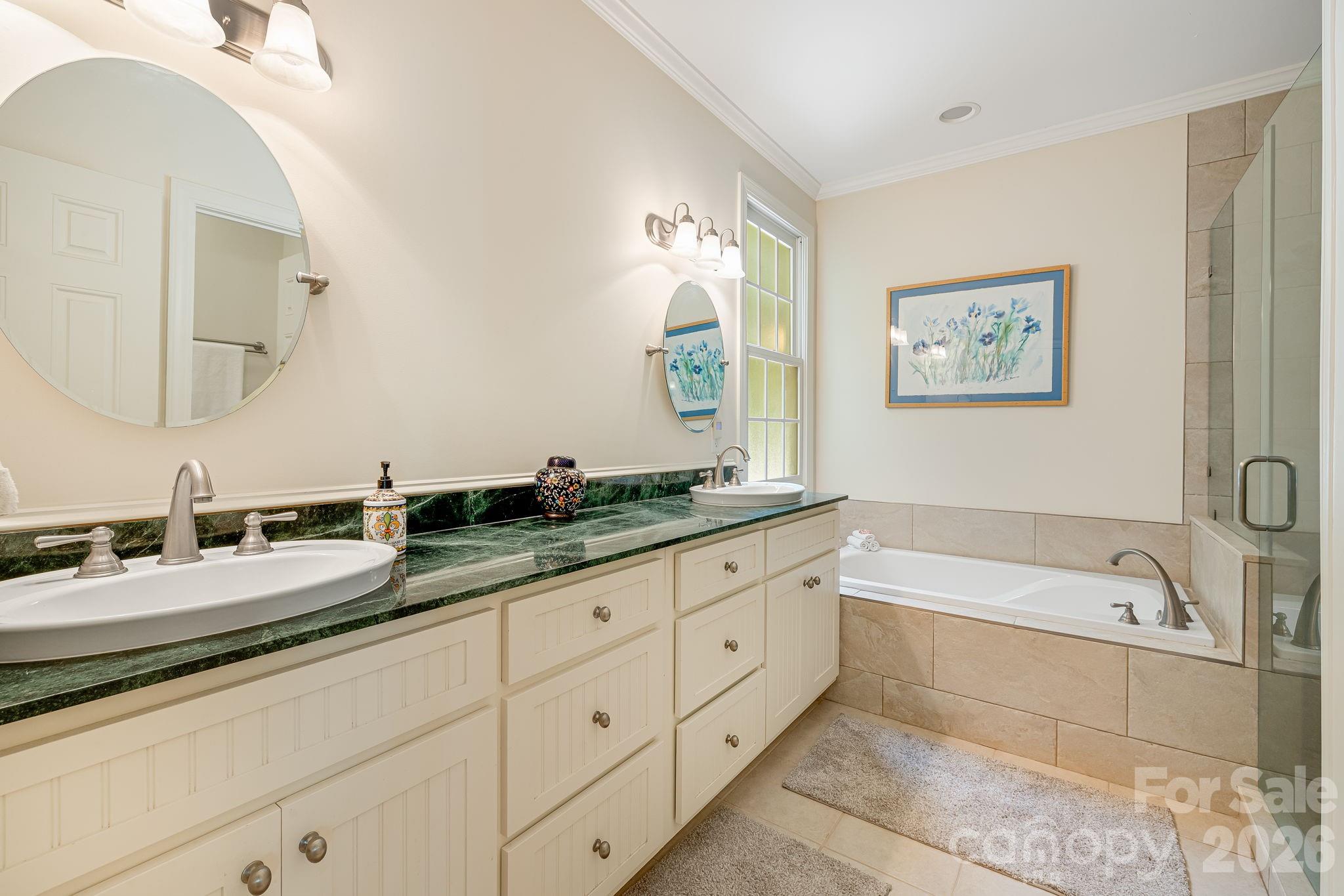 335 Daylily Drive — Hendersonville