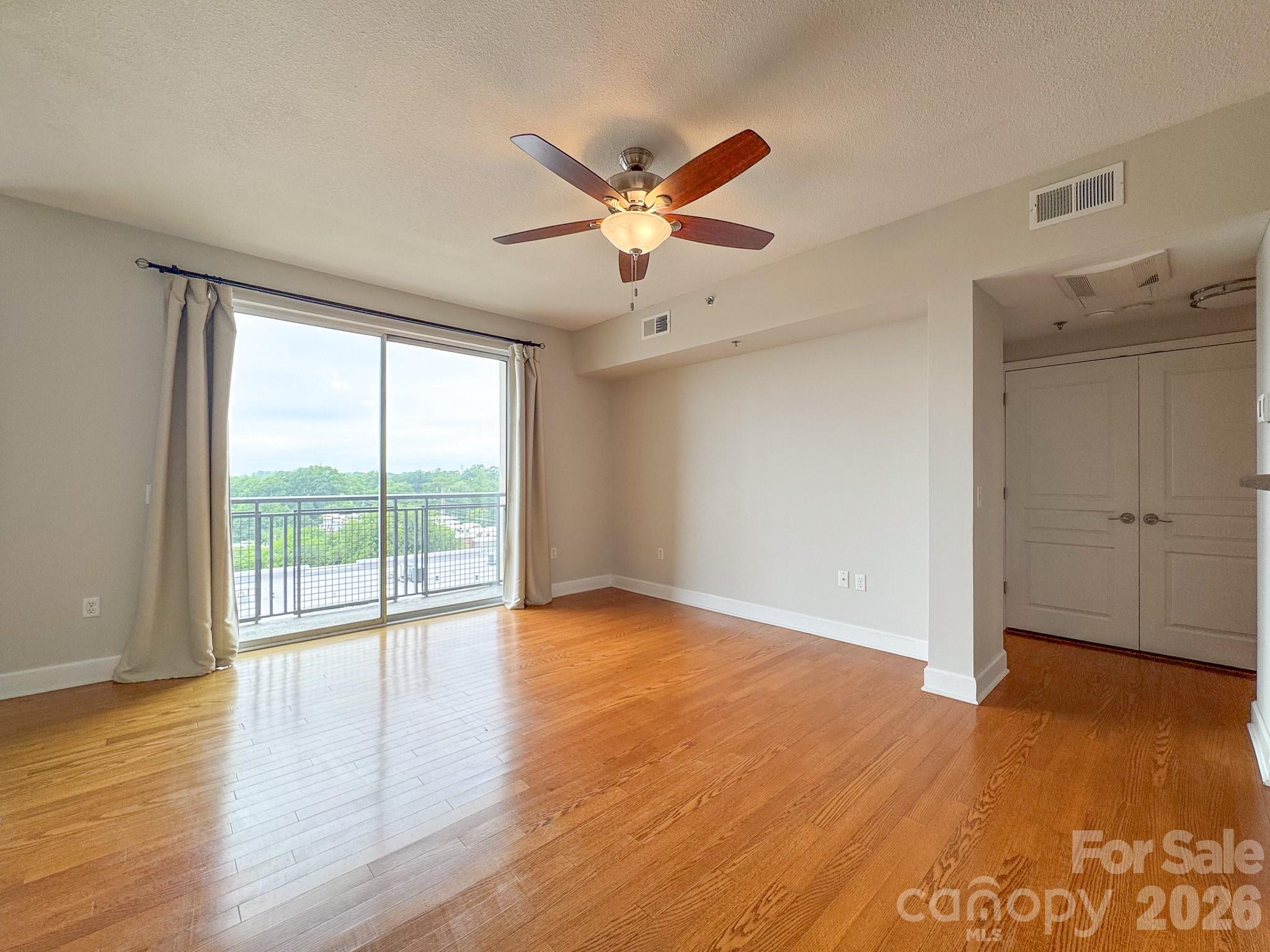 1315 East Boulevard #814 — Charlotte