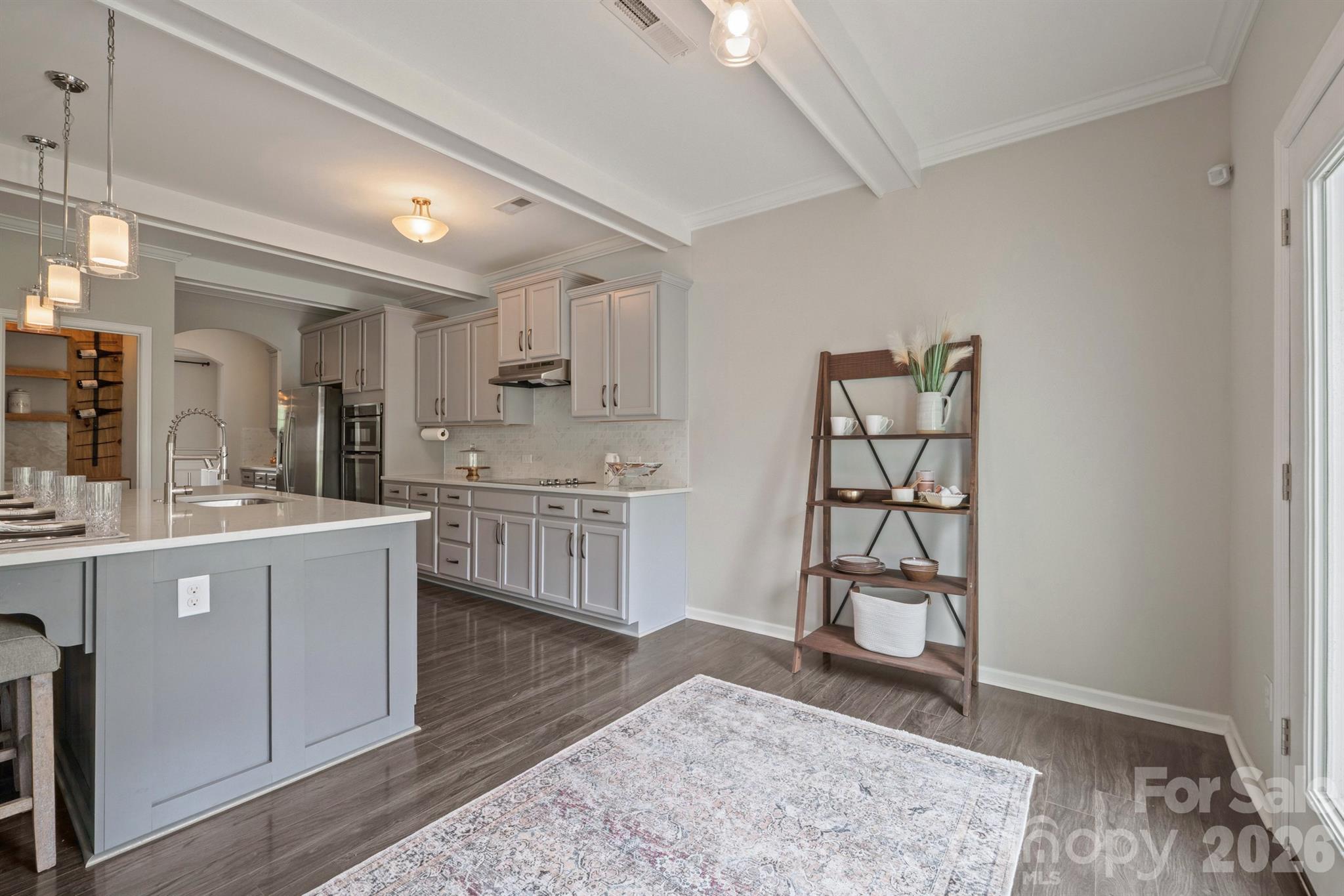 4015 Huntley Glen Drive — Pineville