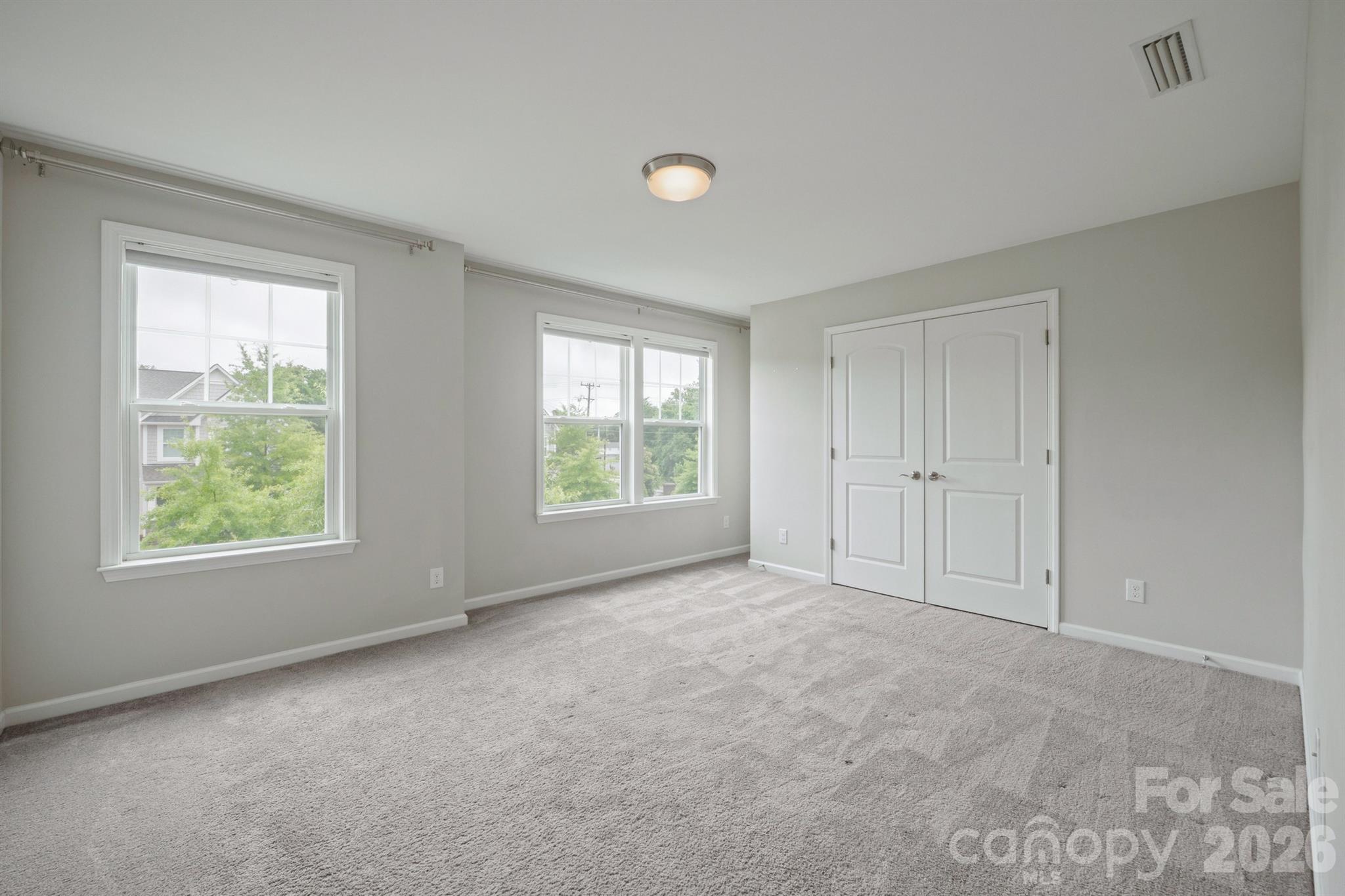4015 Huntley Glen Drive — Pineville