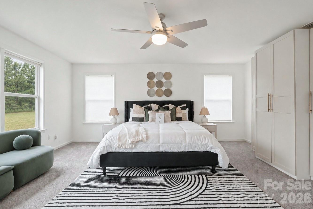 4015 Huntley Glen Drive — Pineville