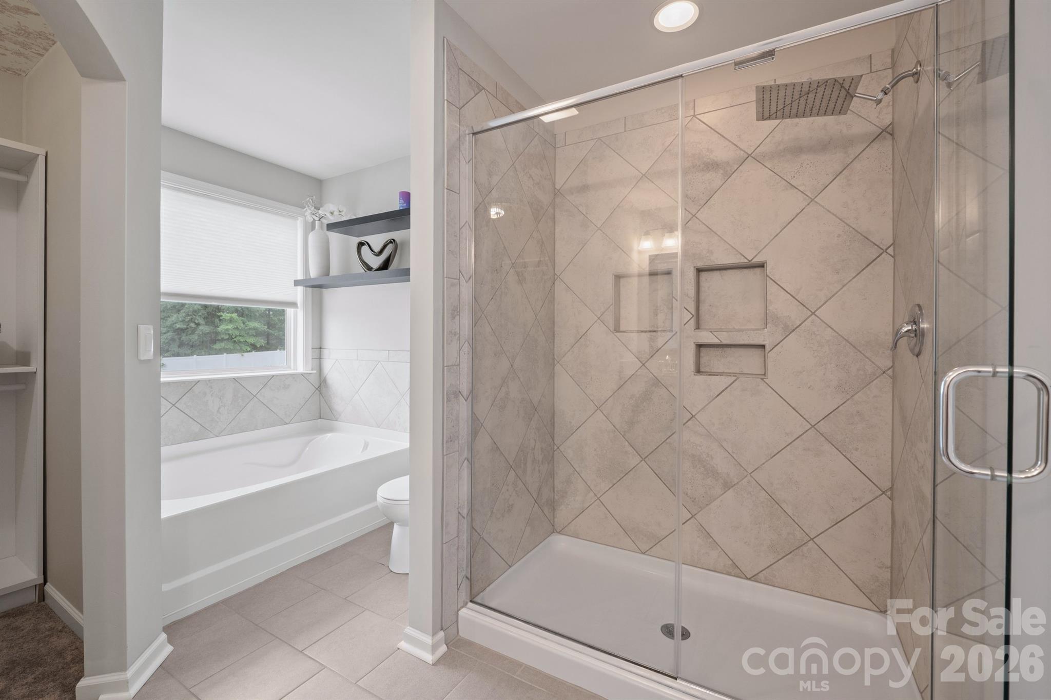 4015 Huntley Glen Drive — Pineville