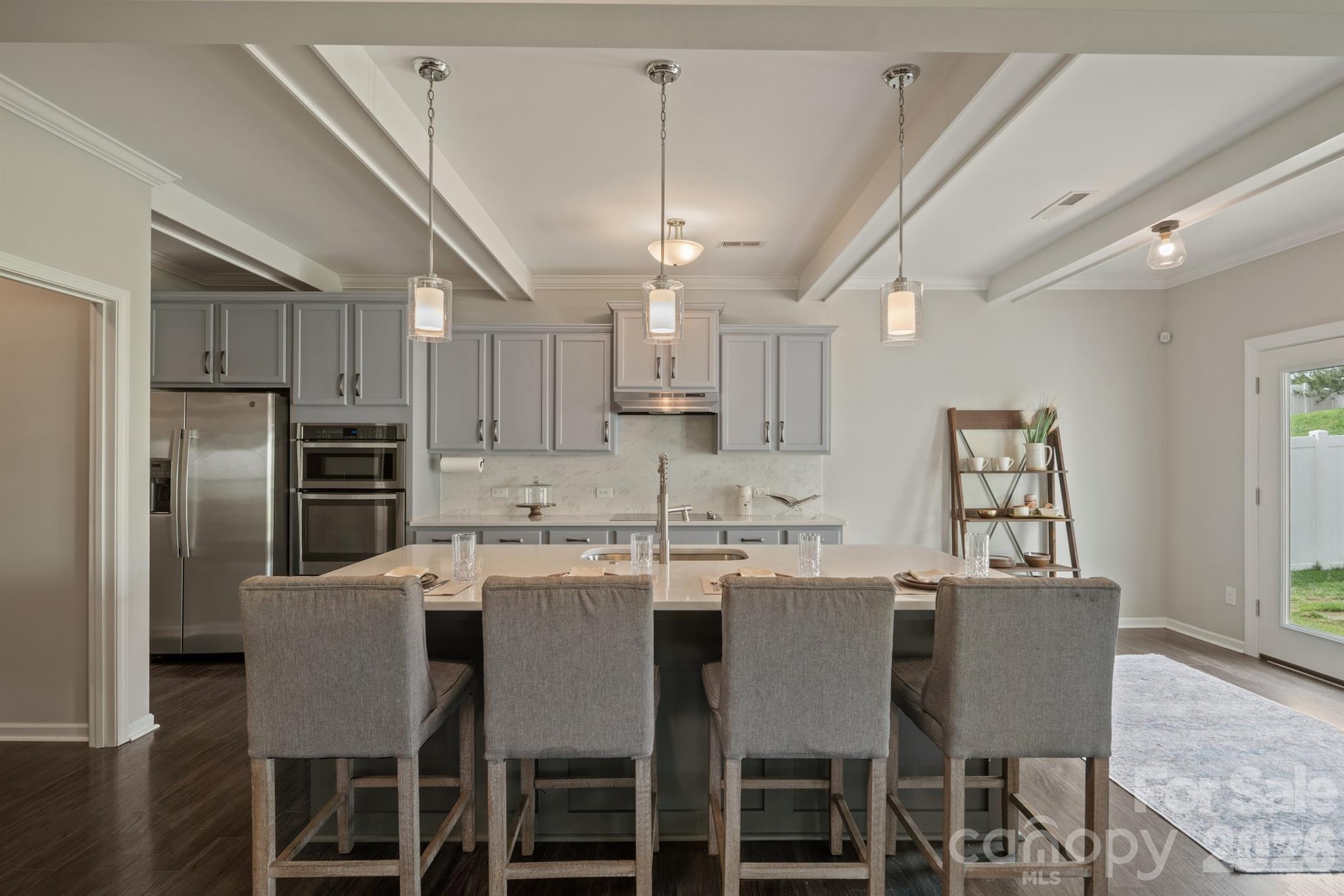 4015 Huntley Glen Drive — Pineville