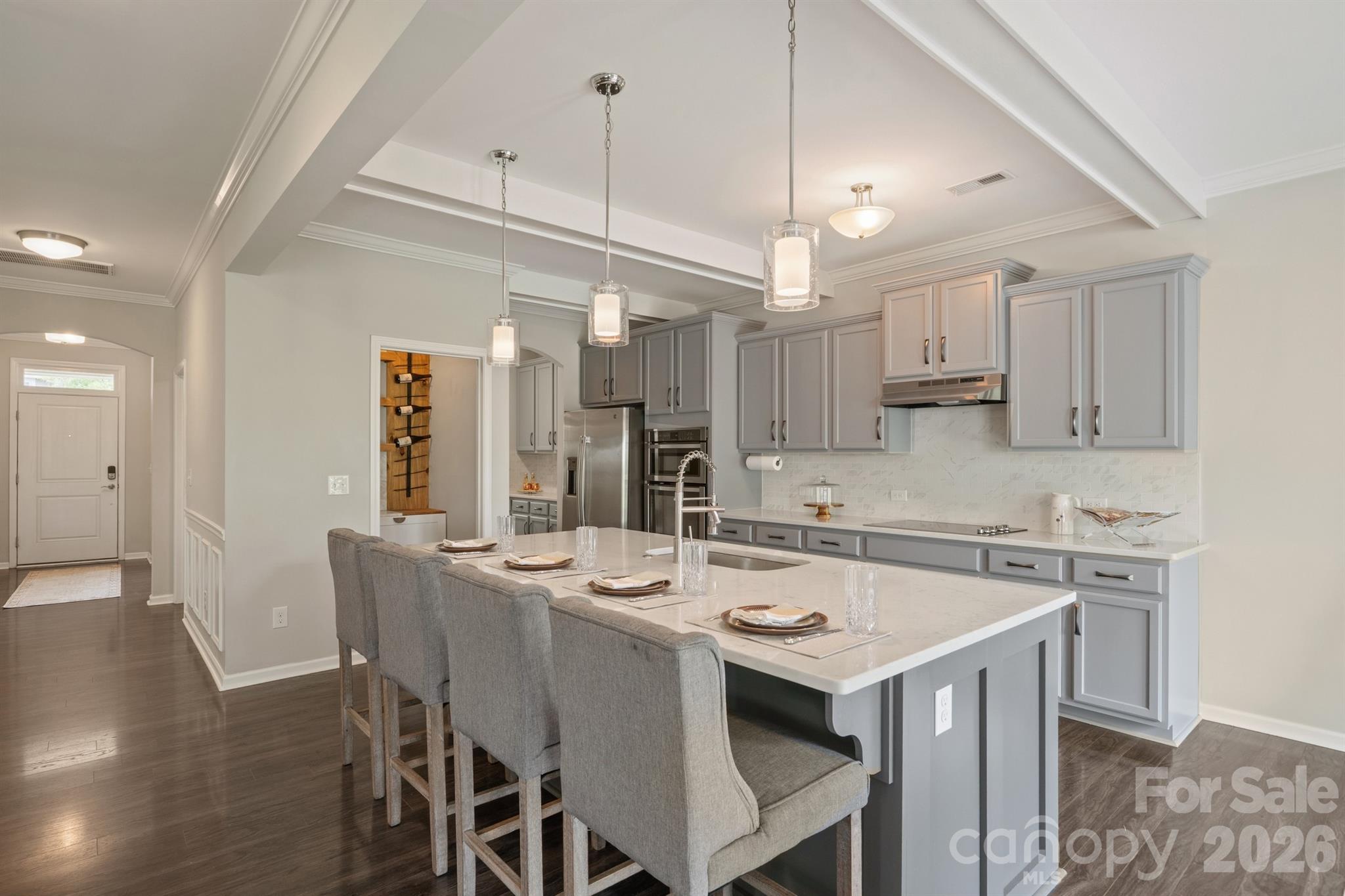 4015 Huntley Glen Drive — Pineville