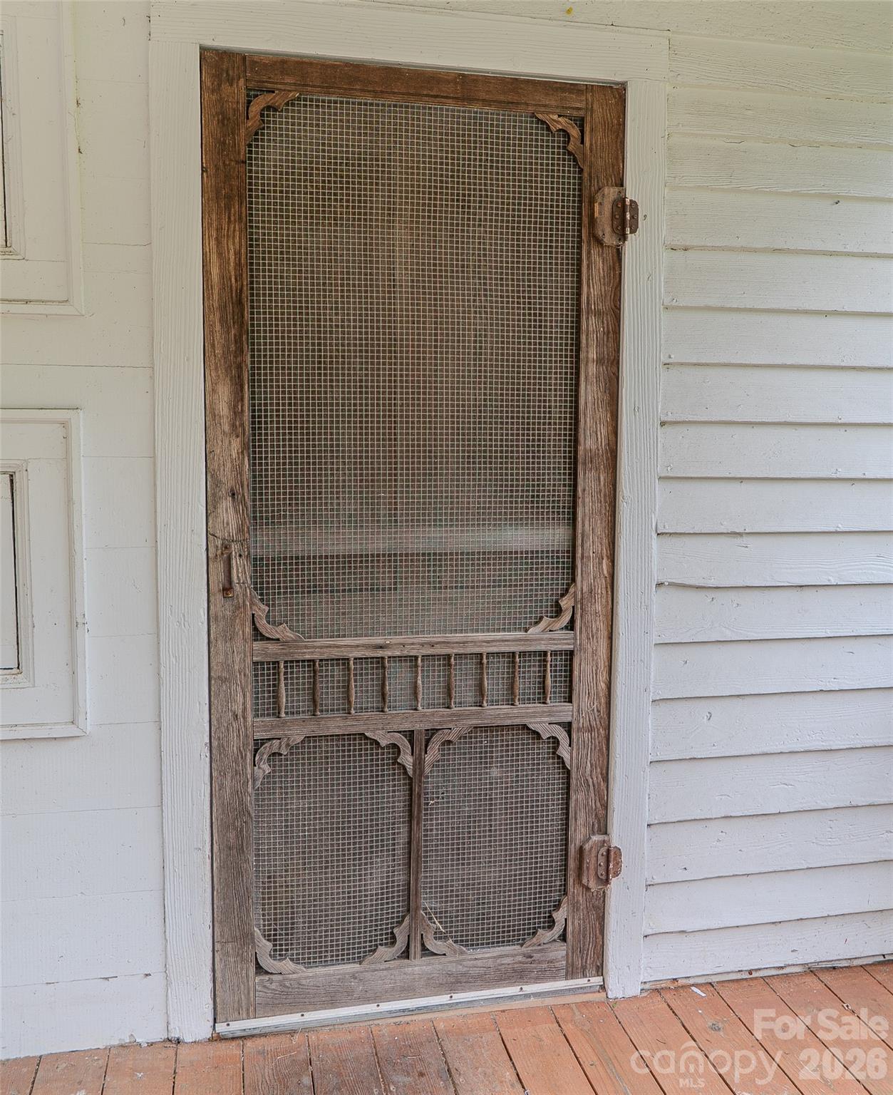 1511 Millers Creek Road — Lenoir