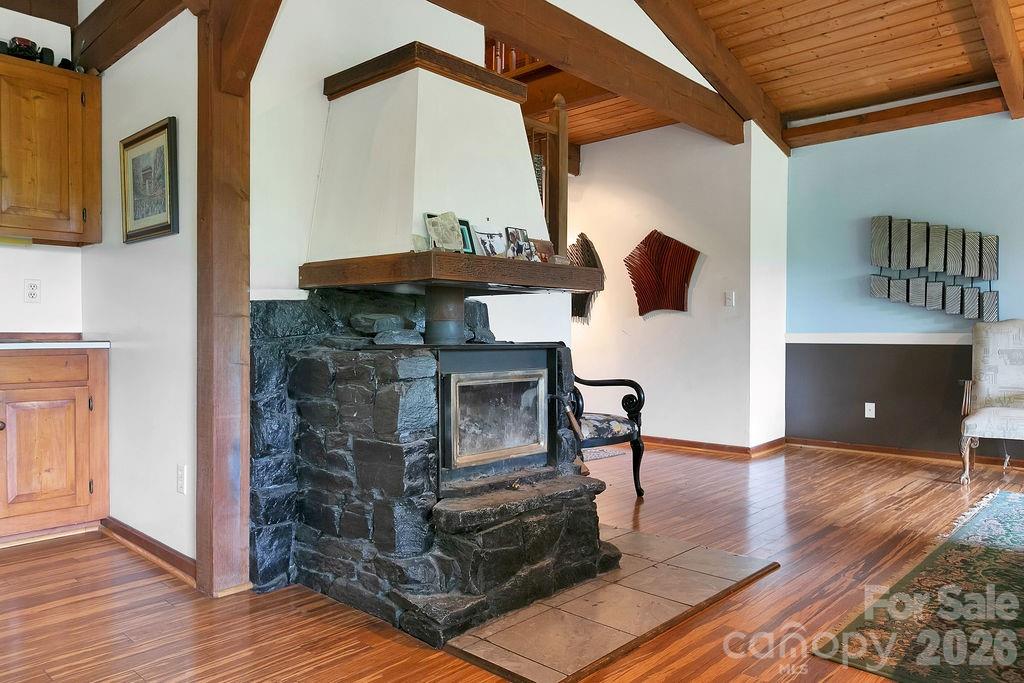 118 Little Bear Lane — Pisgah Forest