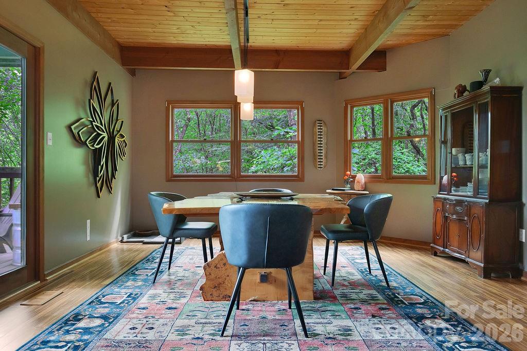 118 Little Bear Lane — Pisgah Forest