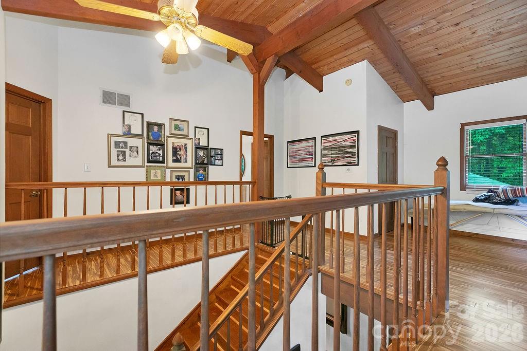 118 Little Bear Lane — Pisgah Forest