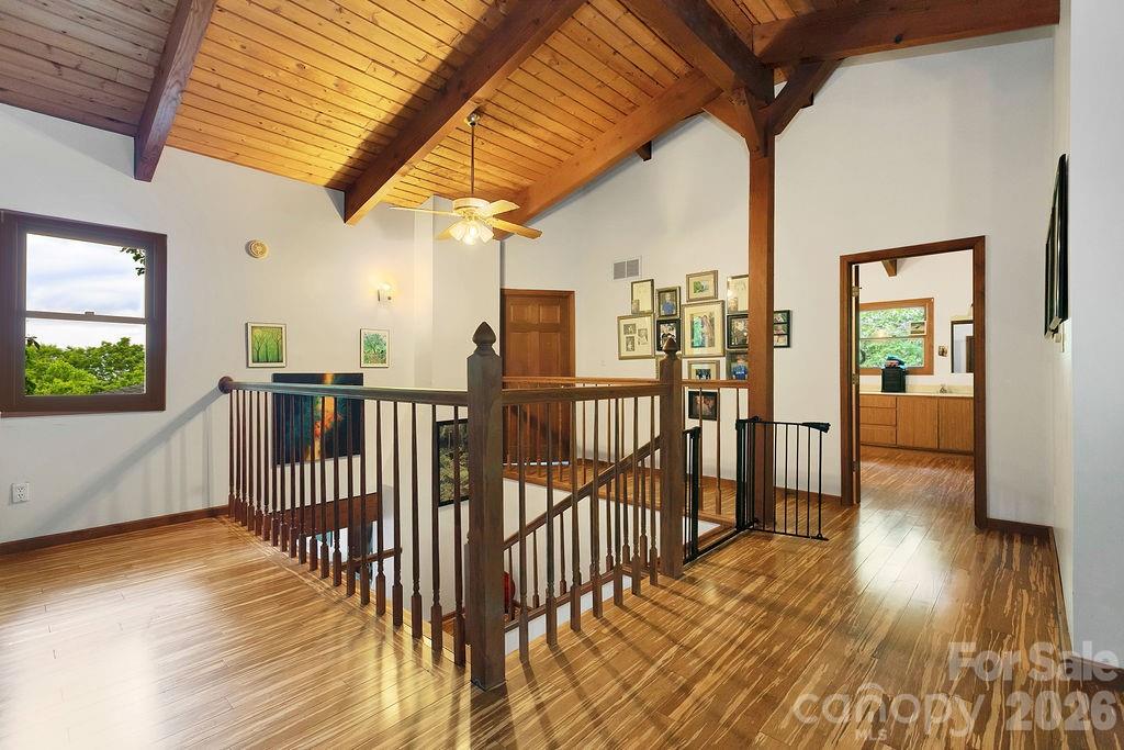 118 Little Bear Lane — Pisgah Forest