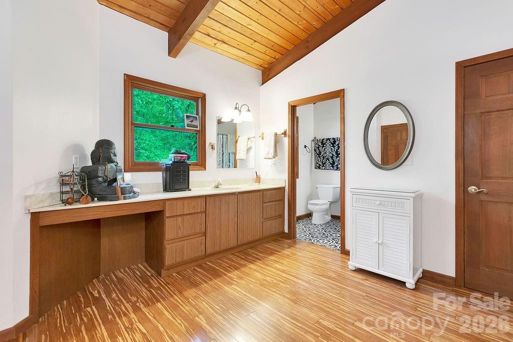 118 Little Bear Lane — Pisgah Forest