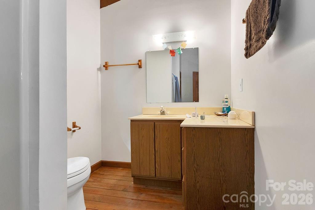 118 Little Bear Lane — Pisgah Forest