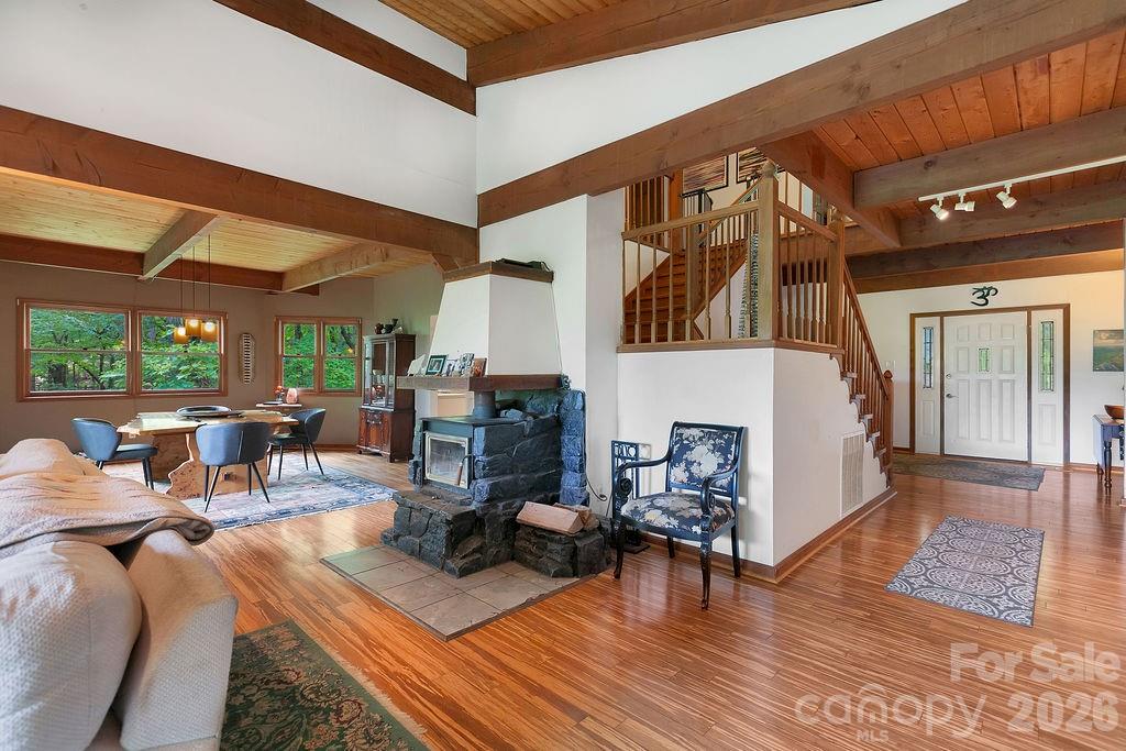 118 Little Bear Lane — Pisgah Forest